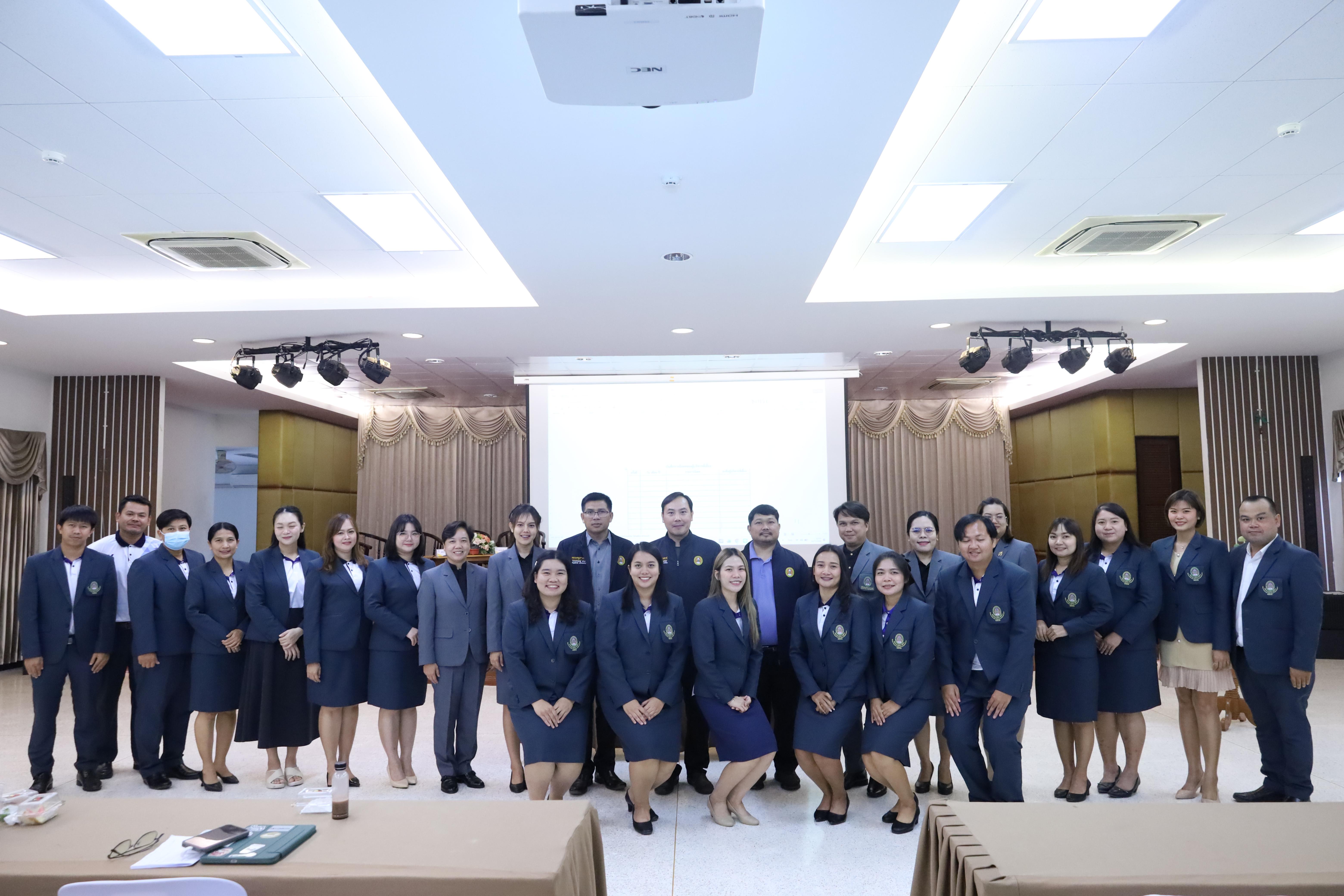 235. กิจกรรมอบรมเชิงปฏิบัติการการเตรียมความพร้อมก่อนฝึกประสบการณ์วิชาชีพฯ ประจำปีารศึกษา2569