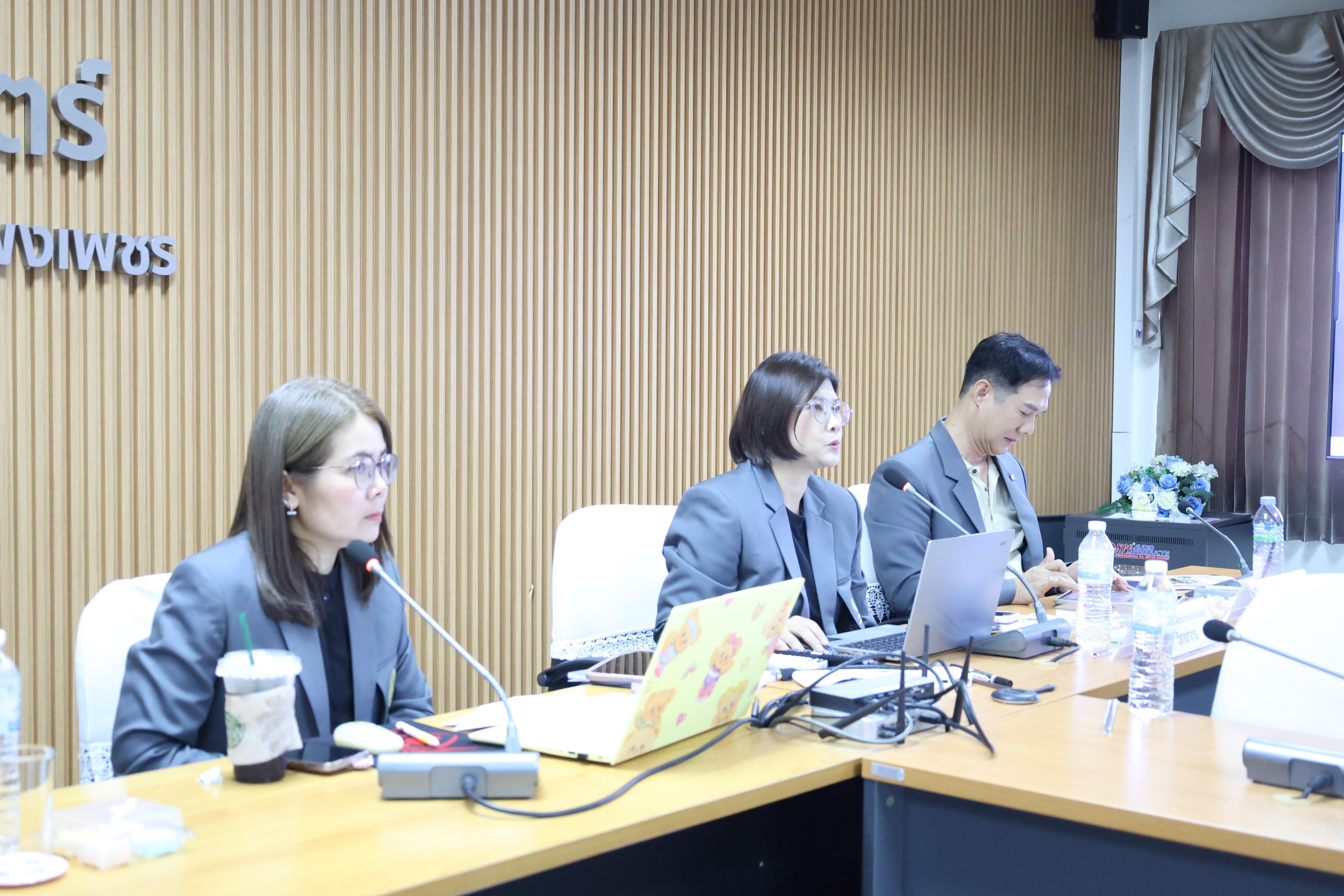 5. โครงการอบรมเชิงปฏิบัติการผู้บริหารสถานศึกษา PTRU Model