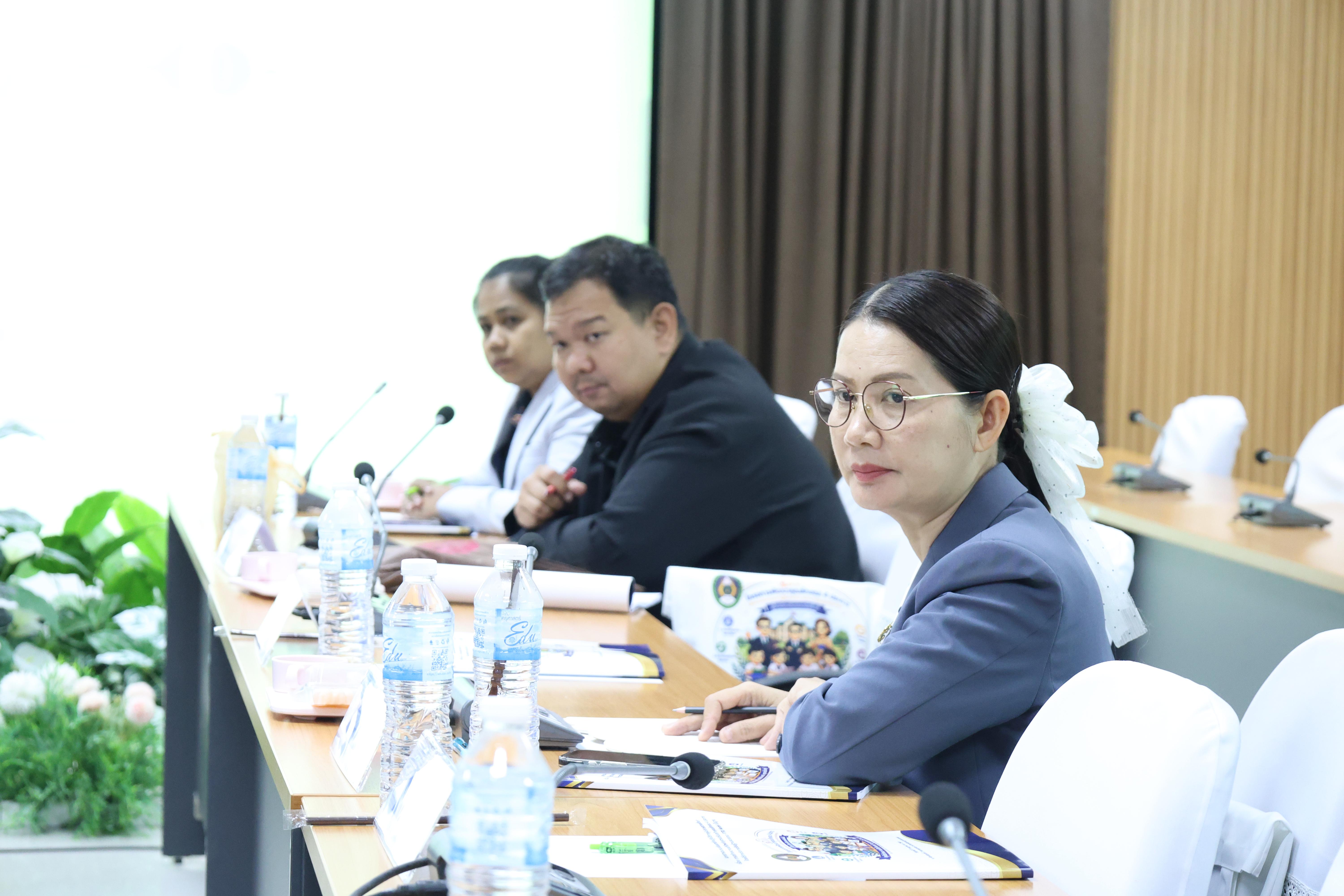 15. โครงการอบรมเชิงปฏิบัติการผู้บริหารสถานศึกษา PTRU Model
