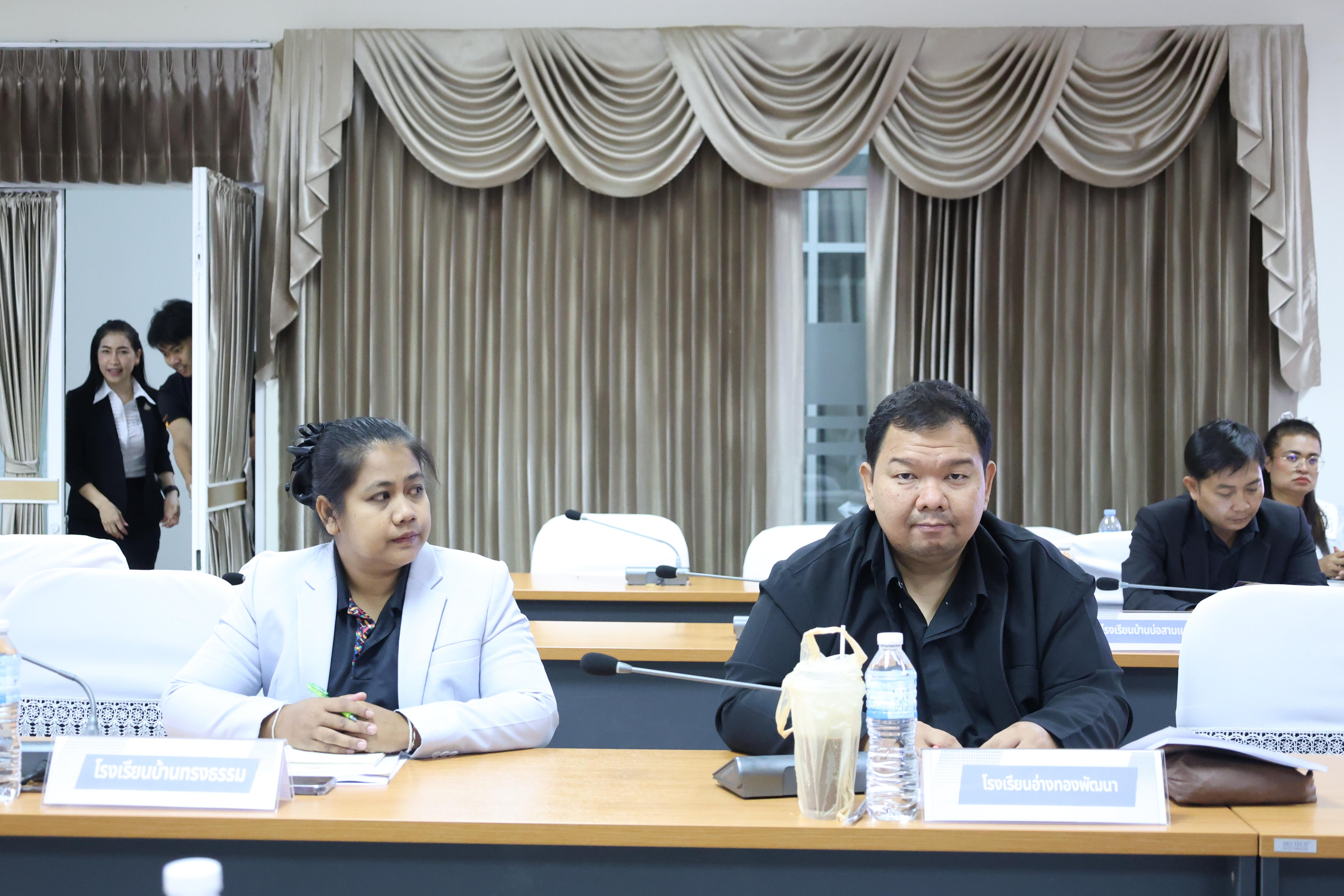 38. โครงการอบรมเชิงปฏิบัติการผู้บริหารสถานศึกษา PTRU Model