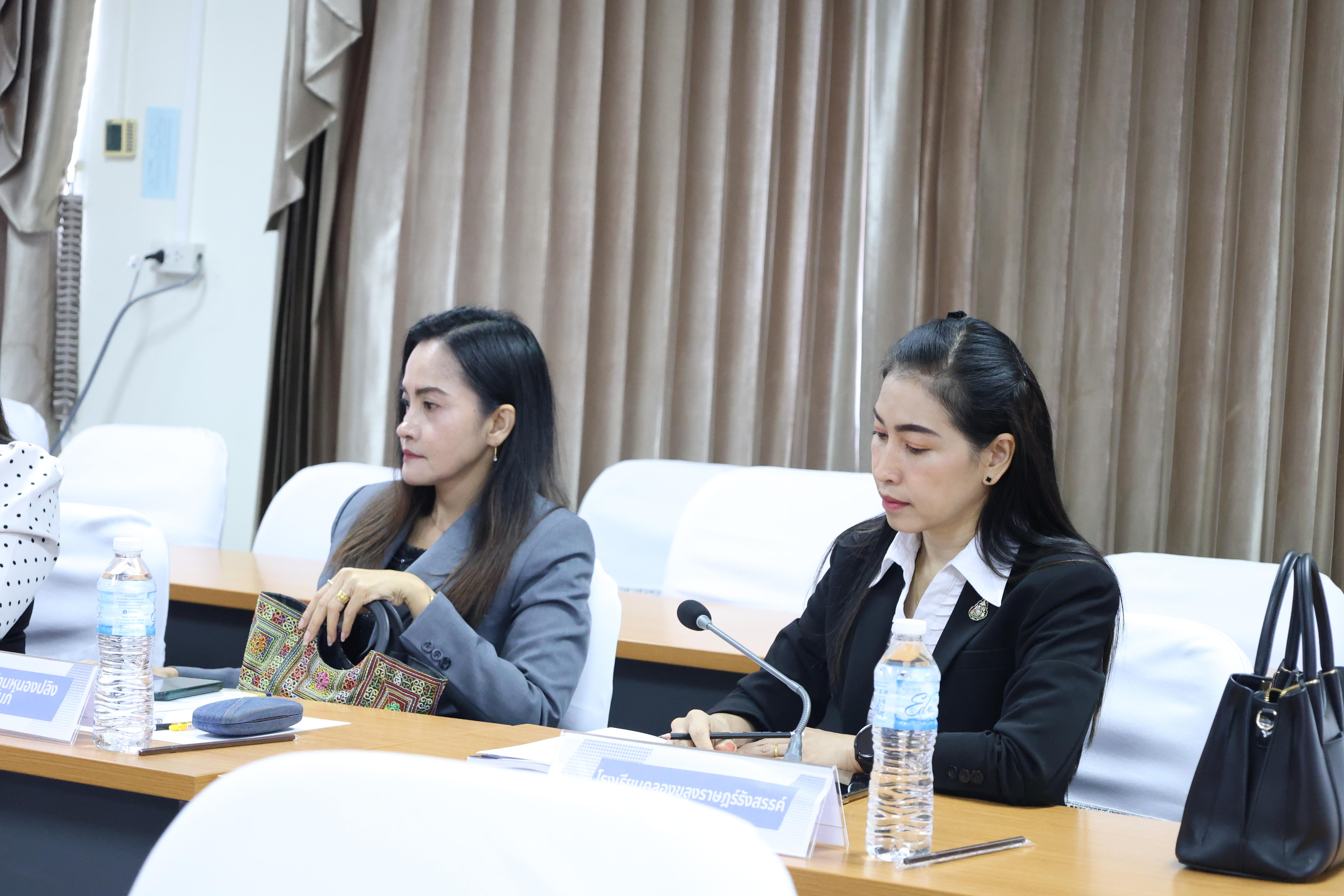 49. โครงการอบรมเชิงปฏิบัติการผู้บริหารสถานศึกษา PTRU Model