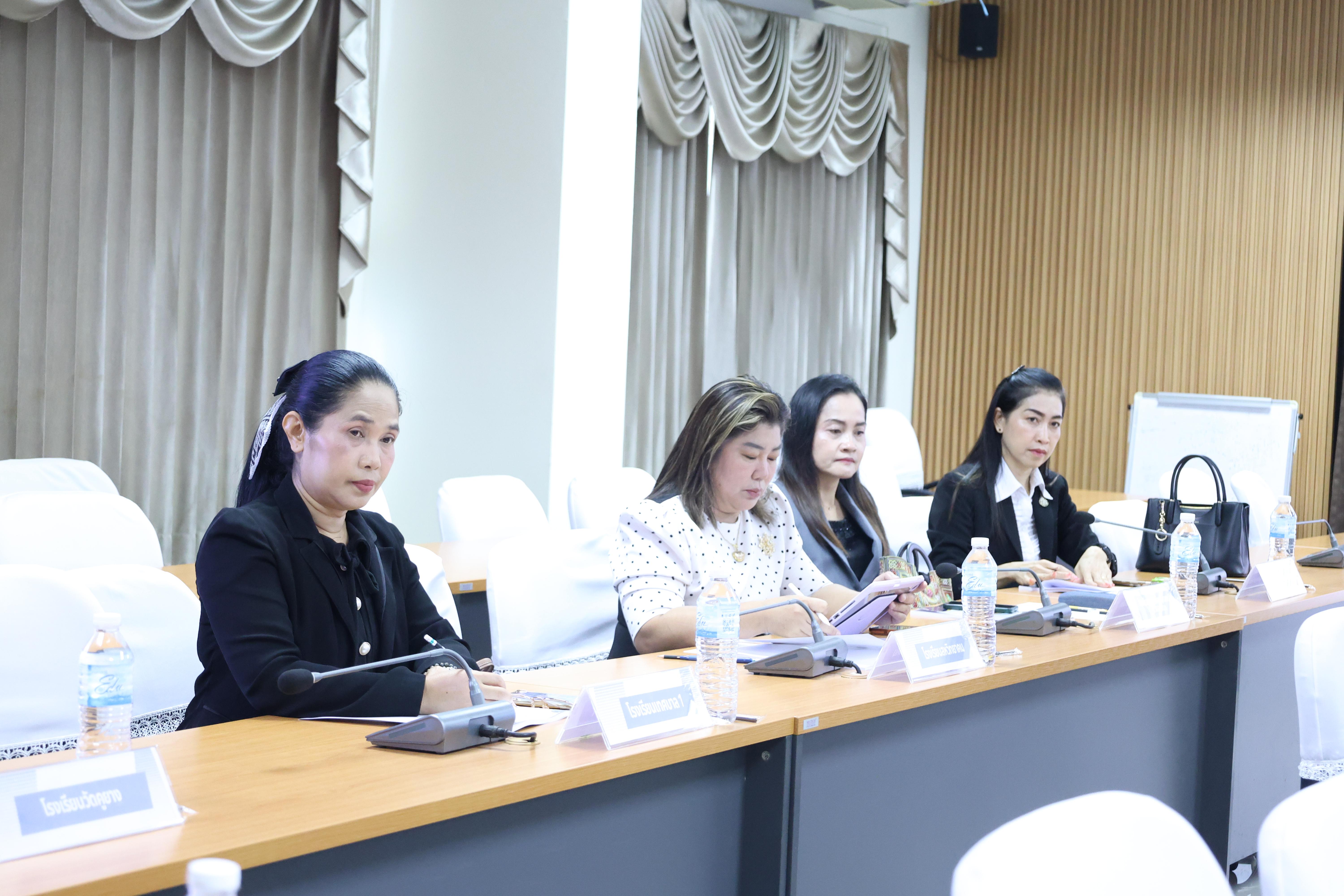 54. โครงการอบรมเชิงปฏิบัติการผู้บริหารสถานศึกษา PTRU Model