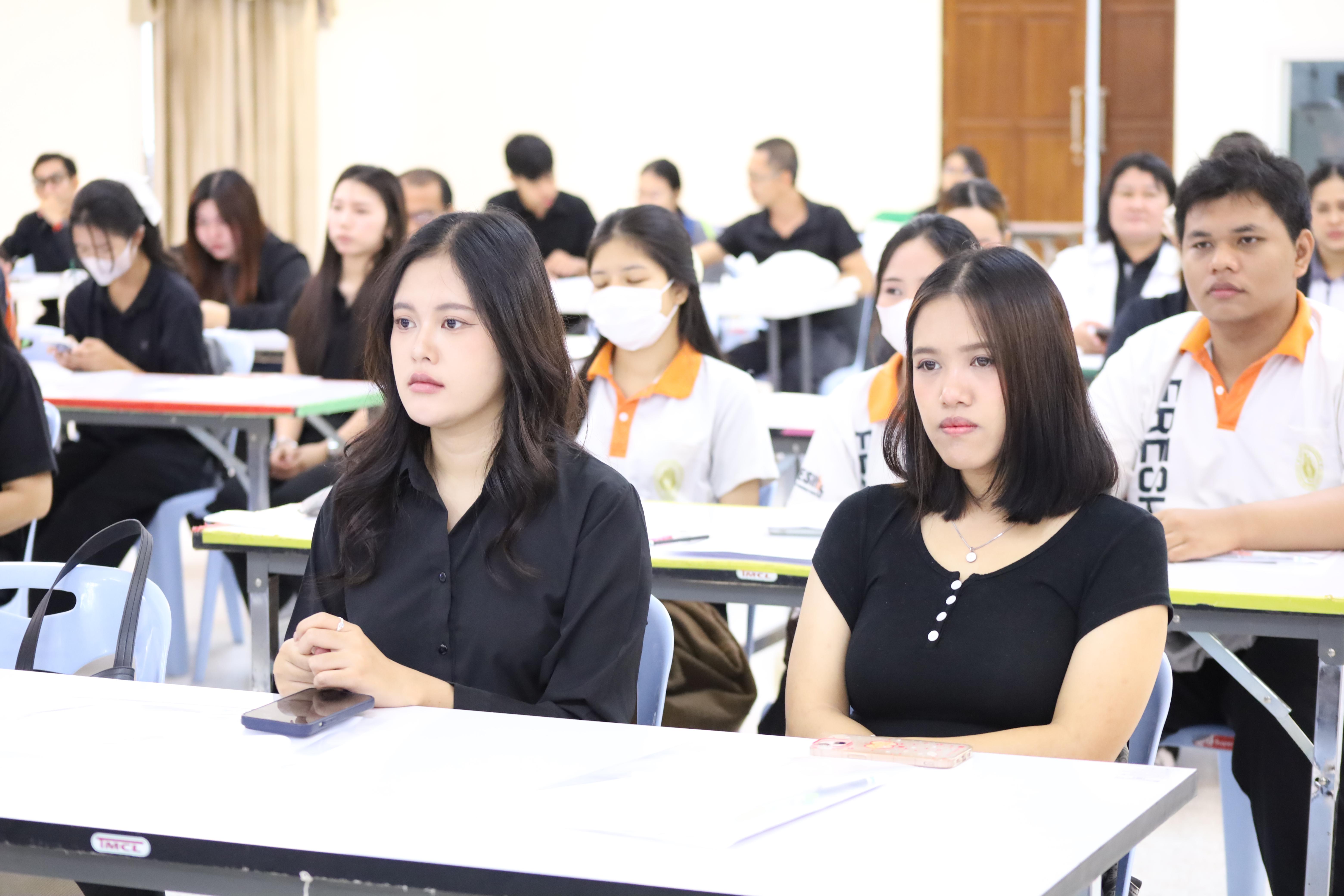 122. โครงการอบรมสัมมนาขับเคลื่อนนักเรียนให้มีความฉลาดรู้ (PISA)