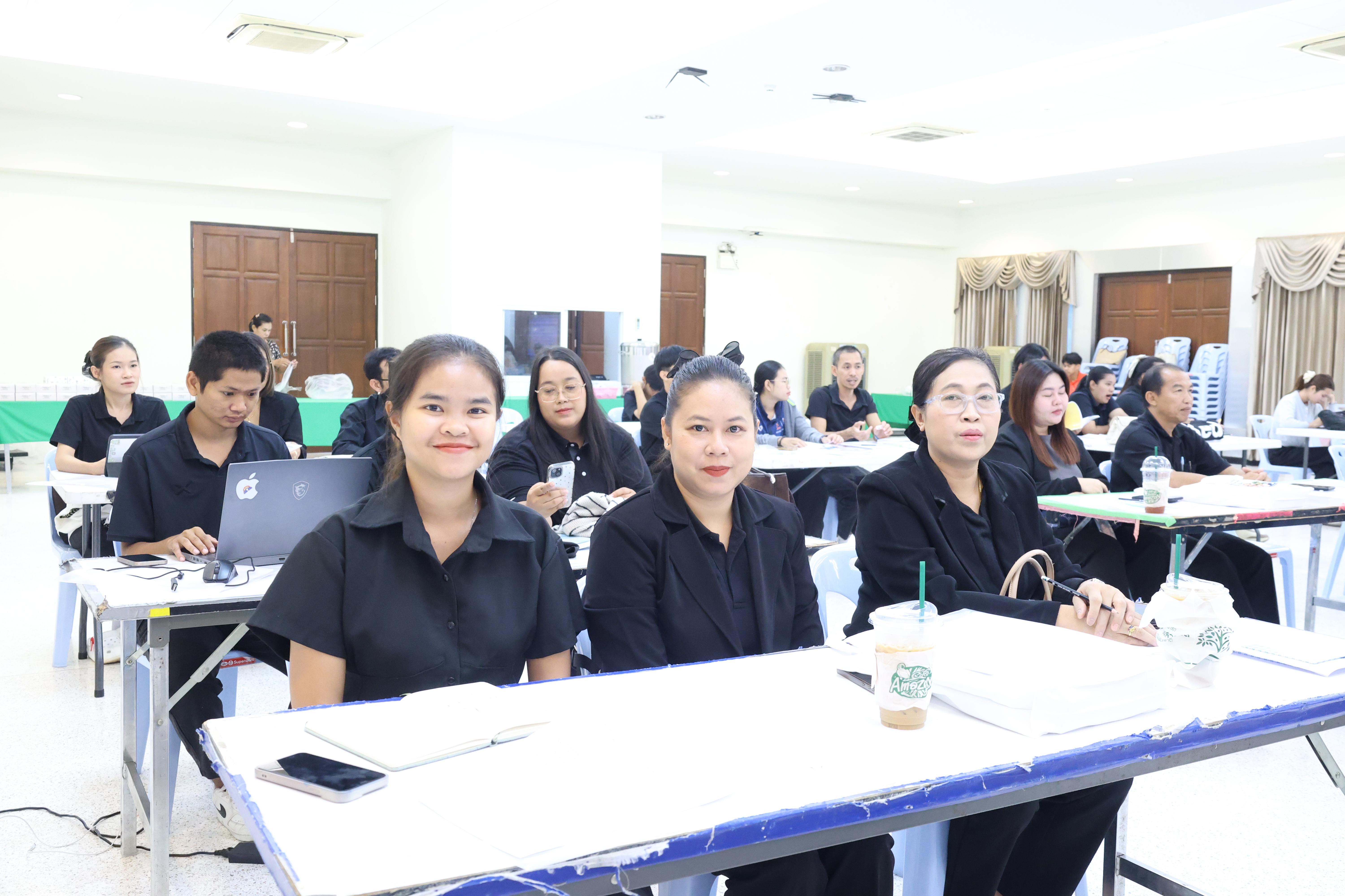 401. โครงการอบรมสัมมนาขับเคลื่อนนักเรียนให้มีความฉลาดรู้ (PISA)