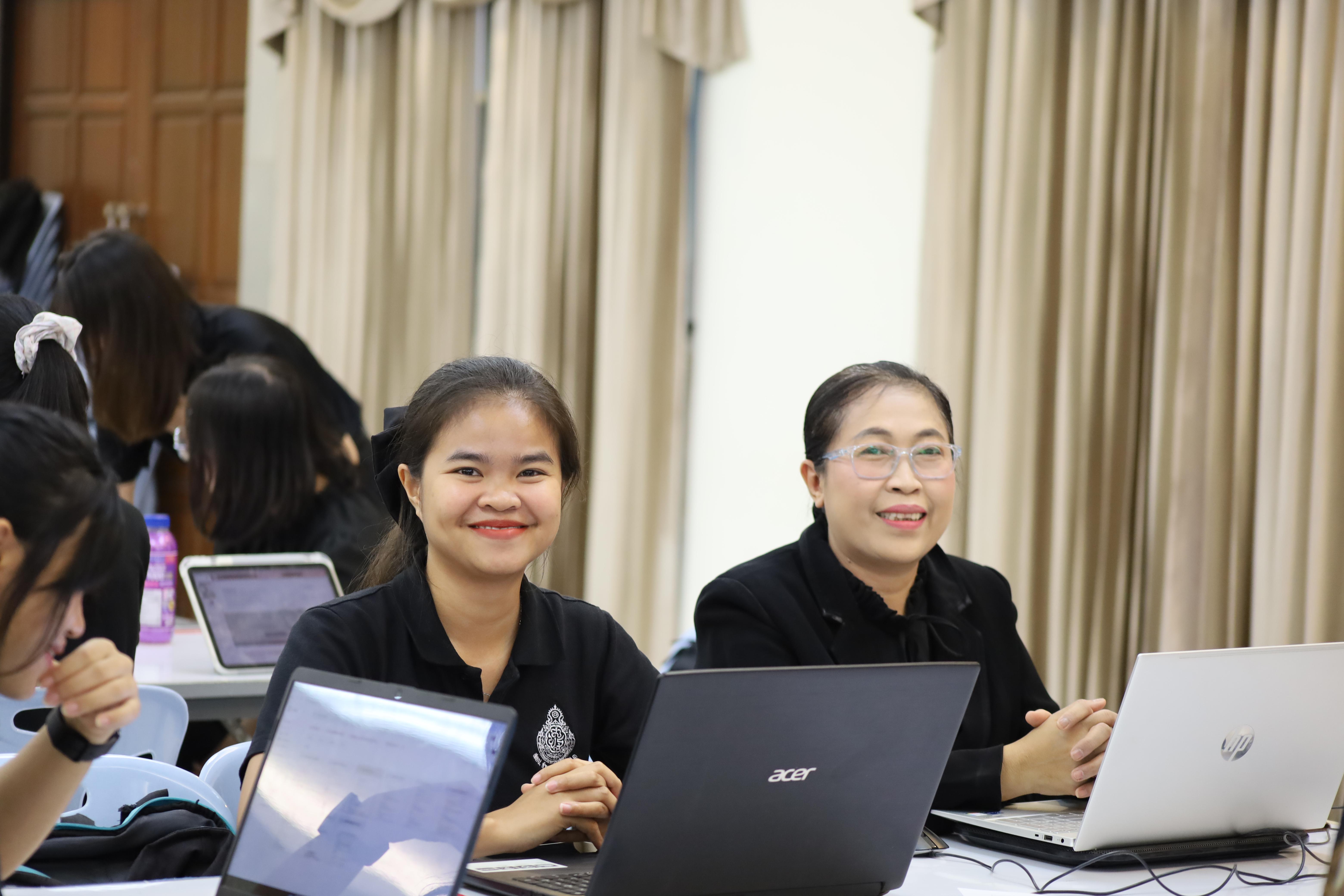 15. คณะครุศาสตร์ มหาวิทยาลัยราชภัฏกำแพงเพชร จัดโครงการอบรมสัมมนาเป็นหมู่คณะการพัฒนาครูให้ขับเคลื่อนนักเรียนให้มีความฉลาดรู้ (PISA)
