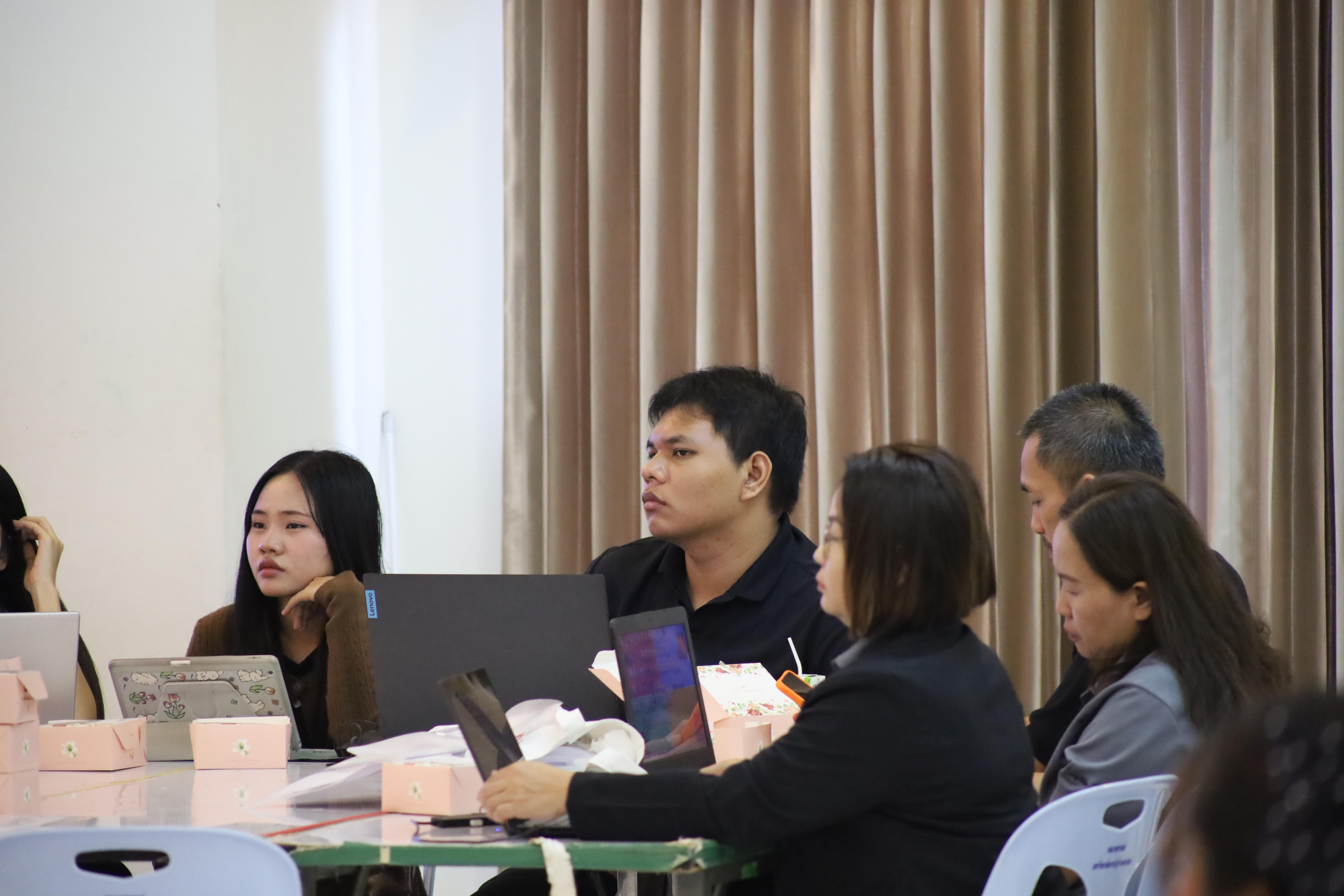 62. คณะครุศาสตร์ มหาวิทยาลัยราชภัฏกำแพงเพชร จัดโครงการอบรมสัมมนาเป็นหมู่คณะการพัฒนาครูให้ขับเคลื่อนนักเรียนให้มีความฉลาดรู้ (PISA)