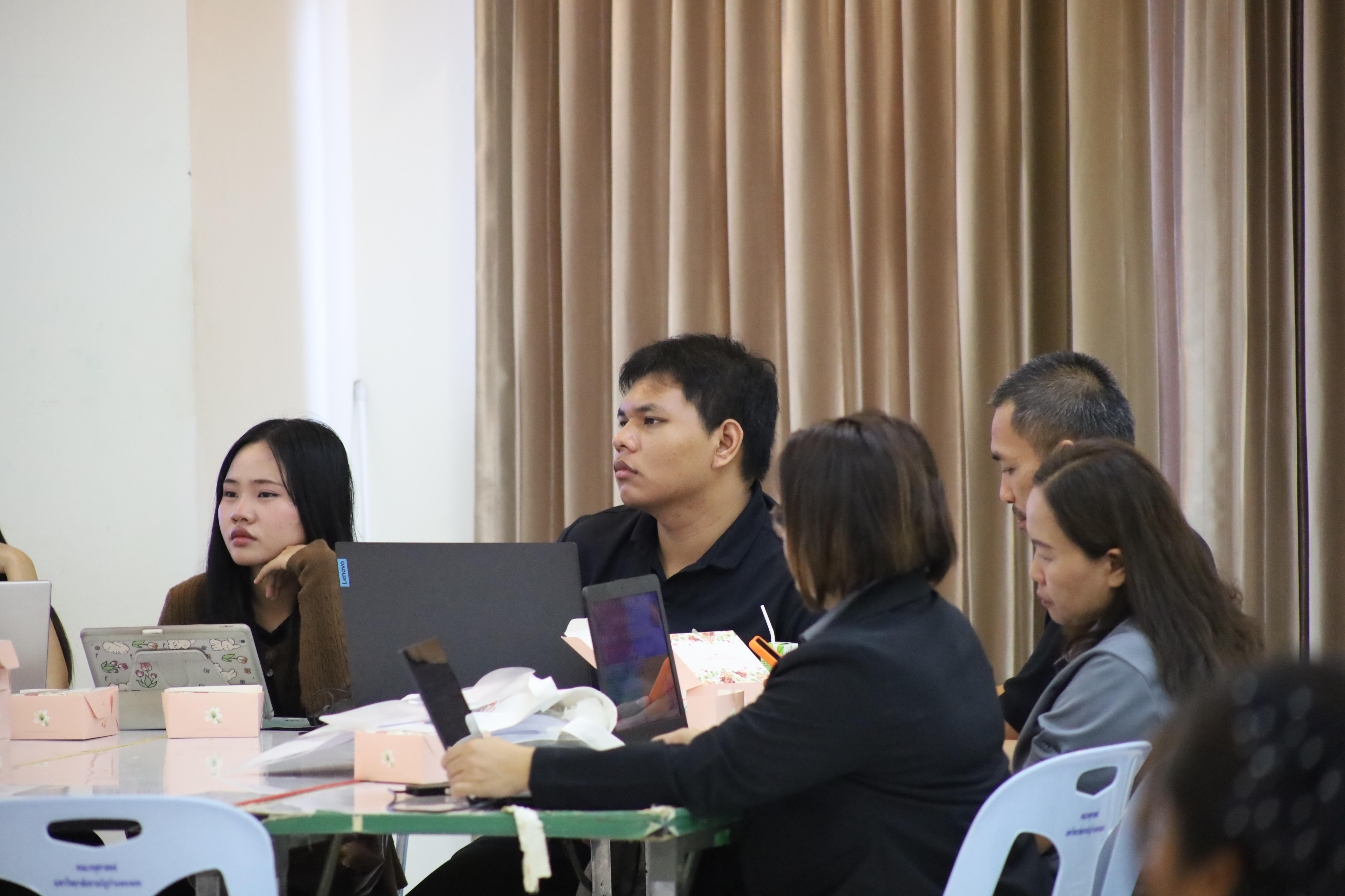 63. คณะครุศาสตร์ มหาวิทยาลัยราชภัฏกำแพงเพชร จัดโครงการอบรมสัมมนาเป็นหมู่คณะการพัฒนาครูให้ขับเคลื่อนนักเรียนให้มีความฉลาดรู้ (PISA)