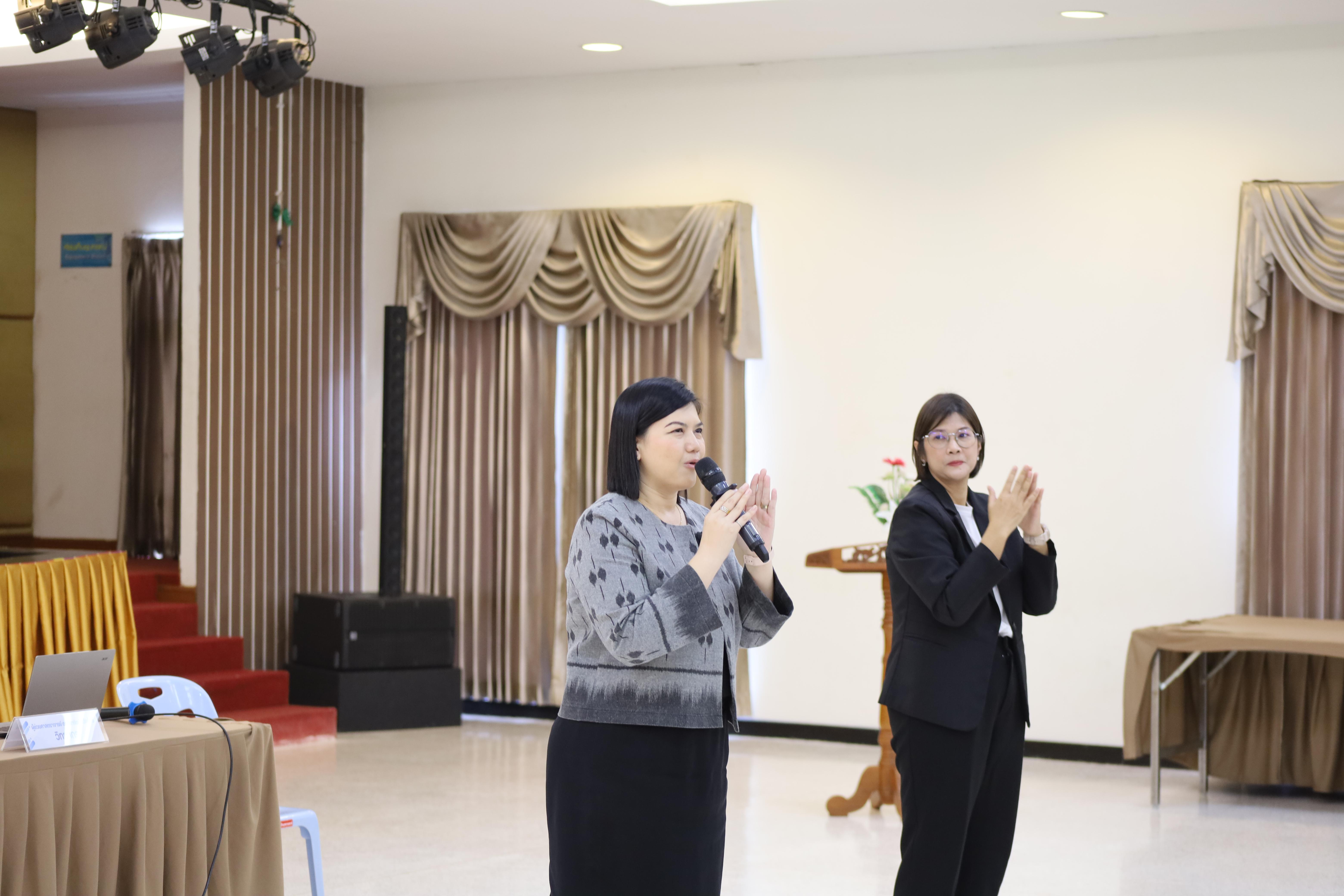 65. คณะครุศาสตร์ มหาวิทยาลัยราชภัฏกำแพงเพชร จัดโครงการอบรมสัมมนาเป็นหมู่คณะการพัฒนาครูให้ขับเคลื่อนนักเรียนให้มีความฉลาดรู้ (PISA)