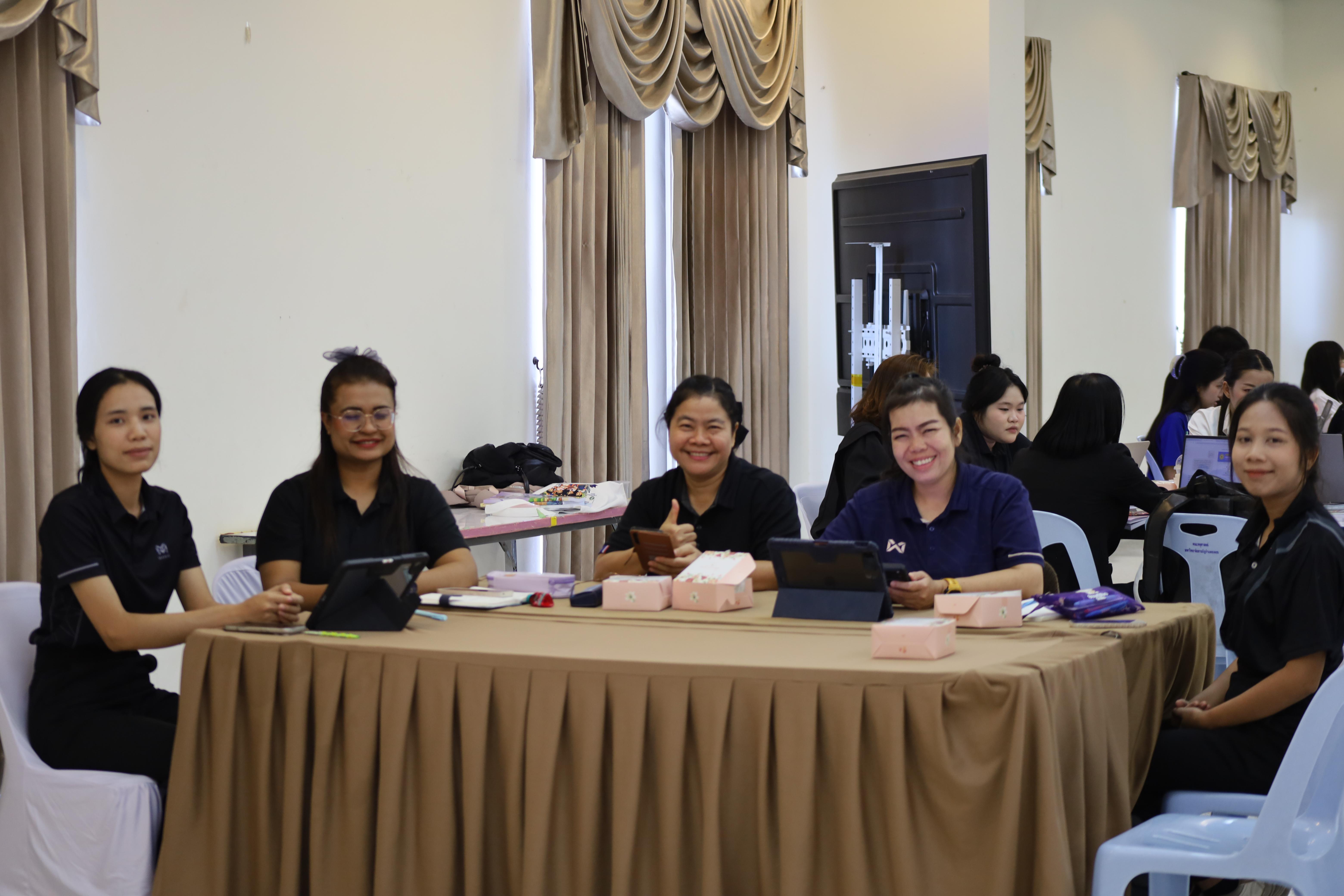 80. คณะครุศาสตร์ มหาวิทยาลัยราชภัฏกำแพงเพชร จัดโครงการอบรมสัมมนาเป็นหมู่คณะการพัฒนาครูให้ขับเคลื่อนนักเรียนให้มีความฉลาดรู้ (PISA)