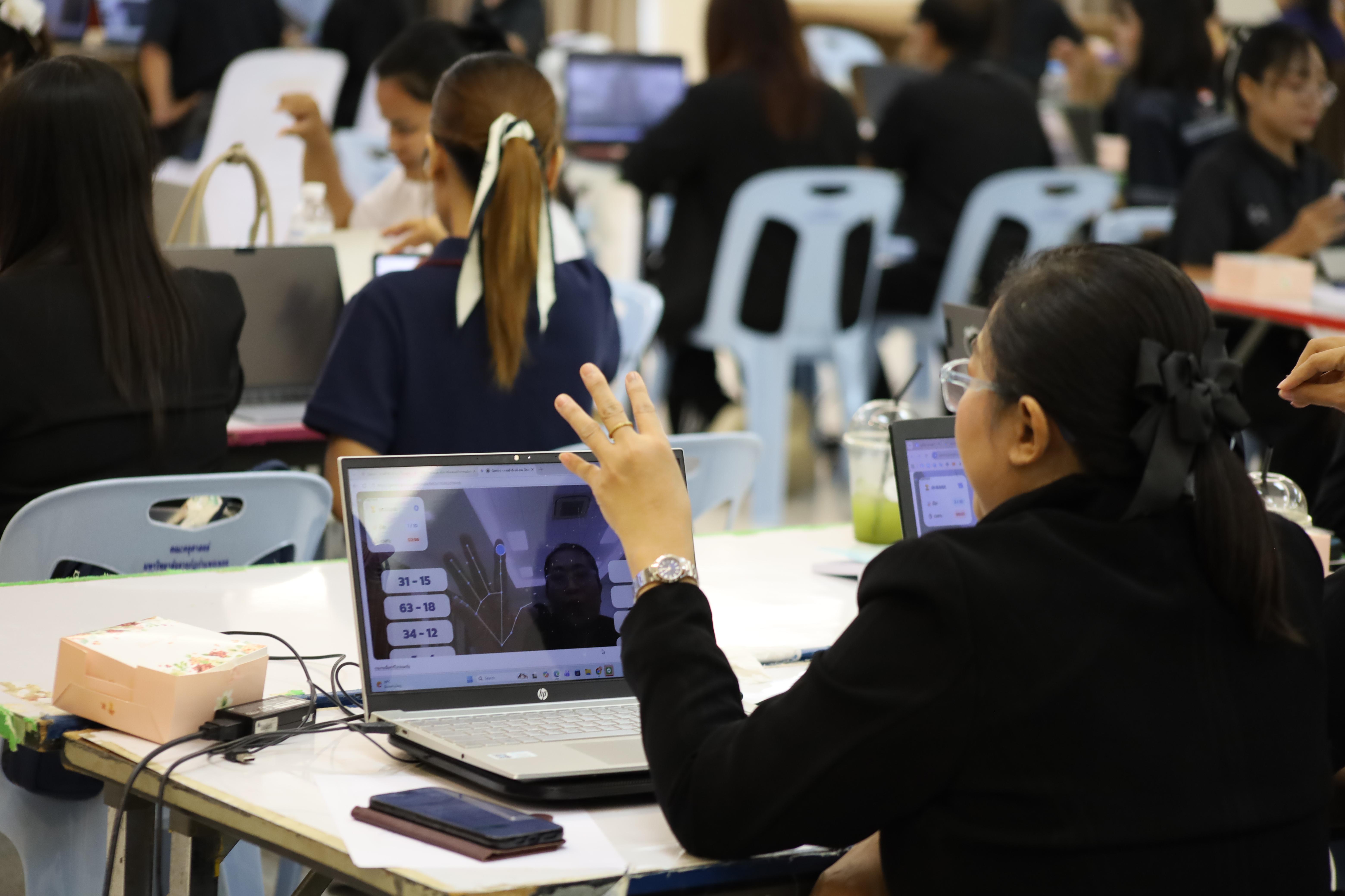 85. คณะครุศาสตร์ มหาวิทยาลัยราชภัฏกำแพงเพชร จัดโครงการอบรมสัมมนาเป็นหมู่คณะการพัฒนาครูให้ขับเคลื่อนนักเรียนให้มีความฉลาดรู้ (PISA)