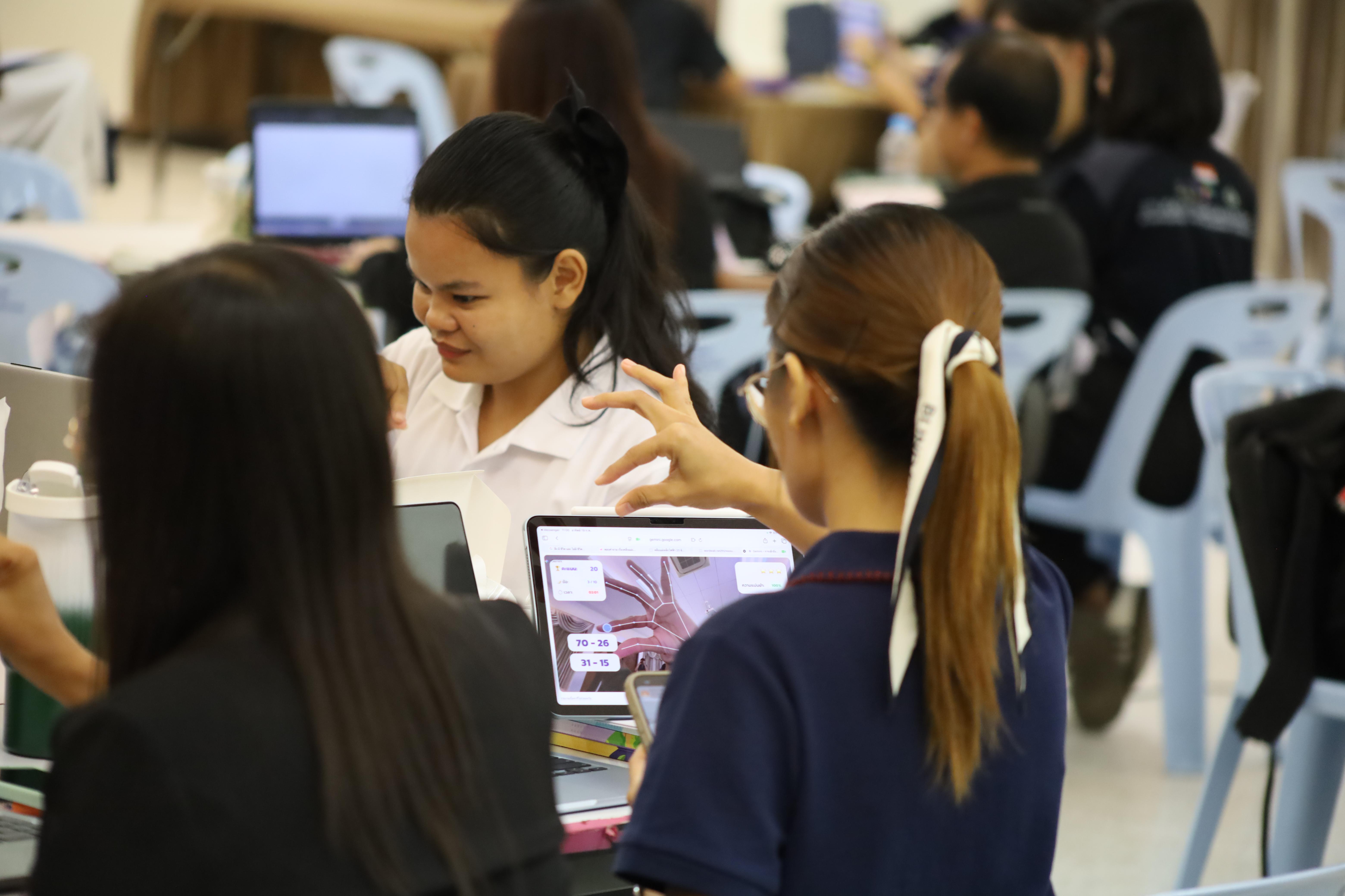 87. คณะครุศาสตร์ มหาวิทยาลัยราชภัฏกำแพงเพชร จัดโครงการอบรมสัมมนาเป็นหมู่คณะการพัฒนาครูให้ขับเคลื่อนนักเรียนให้มีความฉลาดรู้ (PISA)