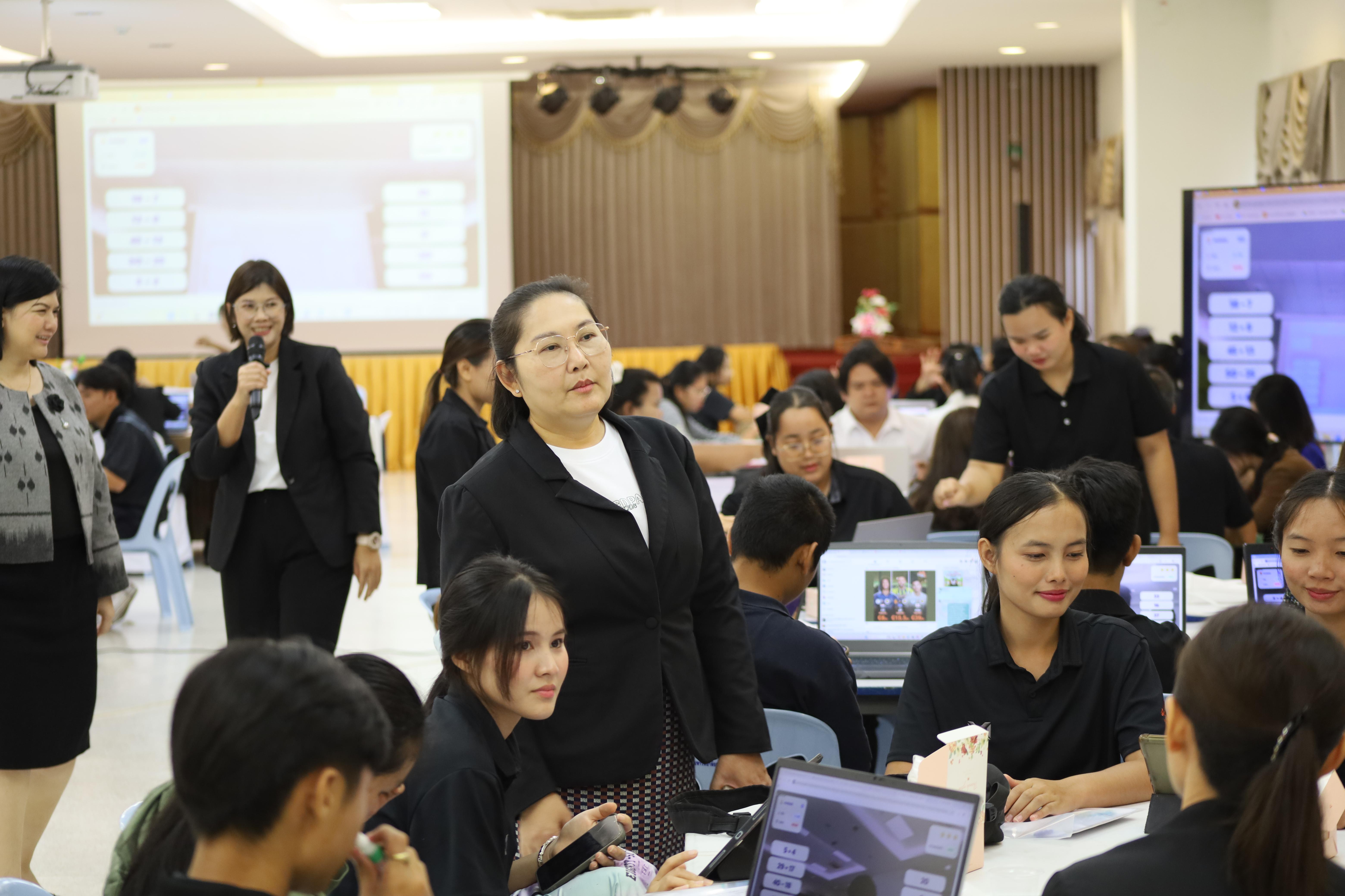 102. คณะครุศาสตร์ มหาวิทยาลัยราชภัฏกำแพงเพชร จัดโครงการอบรมสัมมนาเป็นหมู่คณะการพัฒนาครูให้ขับเคลื่อนนักเรียนให้มีความฉลาดรู้ (PISA)