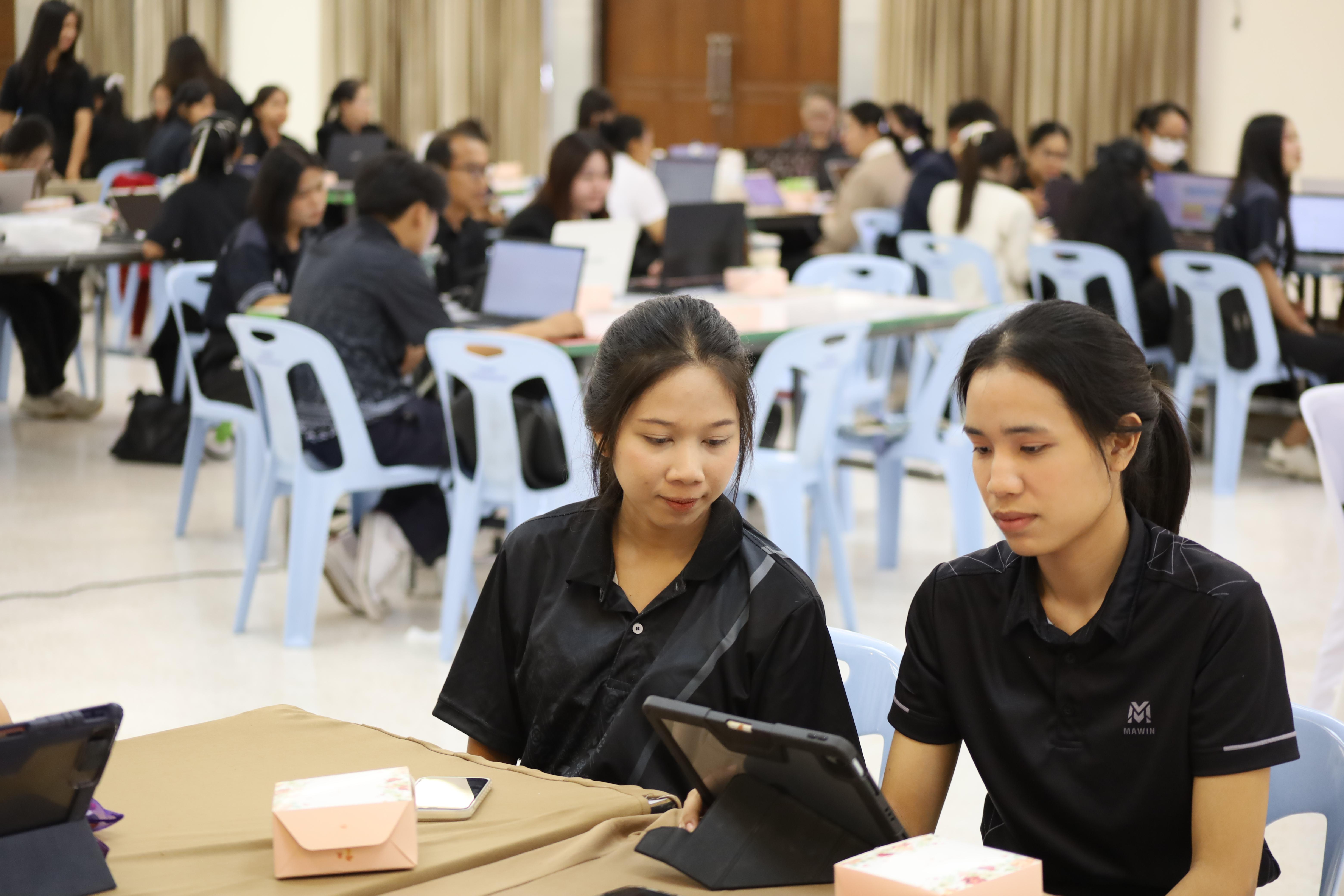 118. คณะครุศาสตร์ มหาวิทยาลัยราชภัฏกำแพงเพชร จัดโครงการอบรมสัมมนาเป็นหมู่คณะการพัฒนาครูให้ขับเคลื่อนนักเรียนให้มีความฉลาดรู้ (PISA)