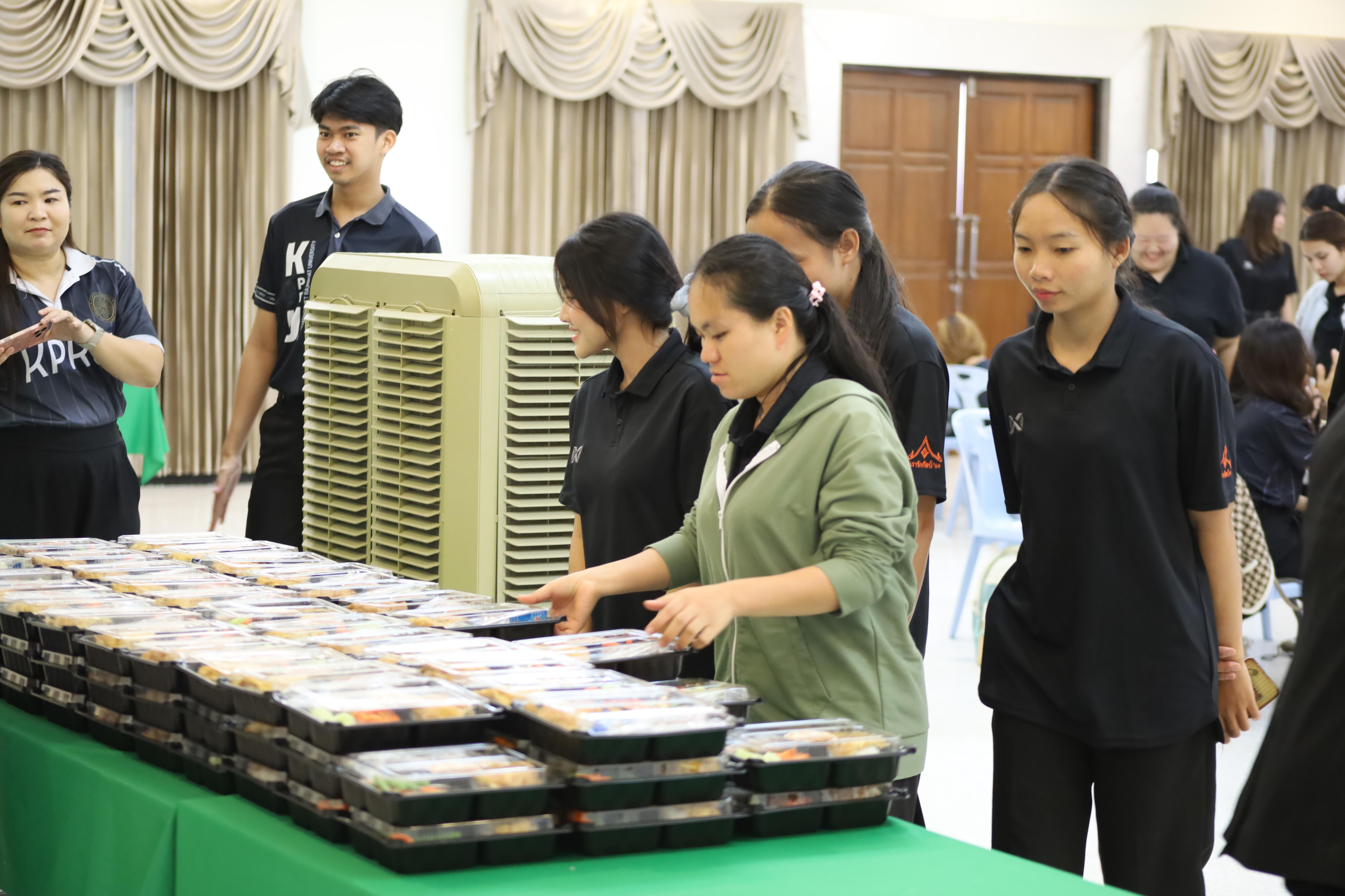 146. คณะครุศาสตร์ มหาวิทยาลัยราชภัฏกำแพงเพชร จัดโครงการอบรมสัมมนาเป็นหมู่คณะการพัฒนาครูให้ขับเคลื่อนนักเรียนให้มีความฉลาดรู้ (PISA)