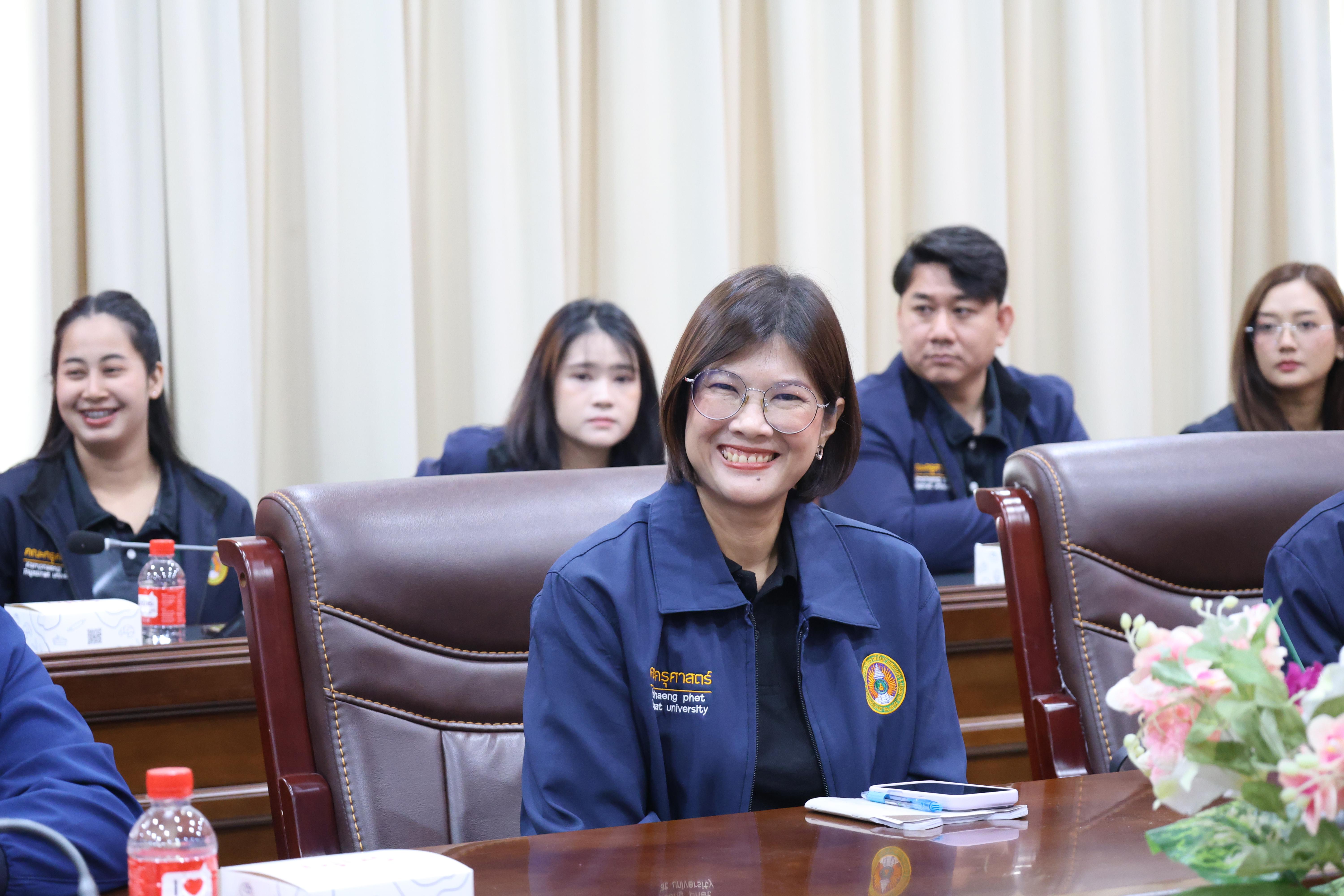 28. โครงการศึกษาดูงานเพื่อพัฒนาศักยภาพการบริหารจัดการสู่ความเป็นสากล