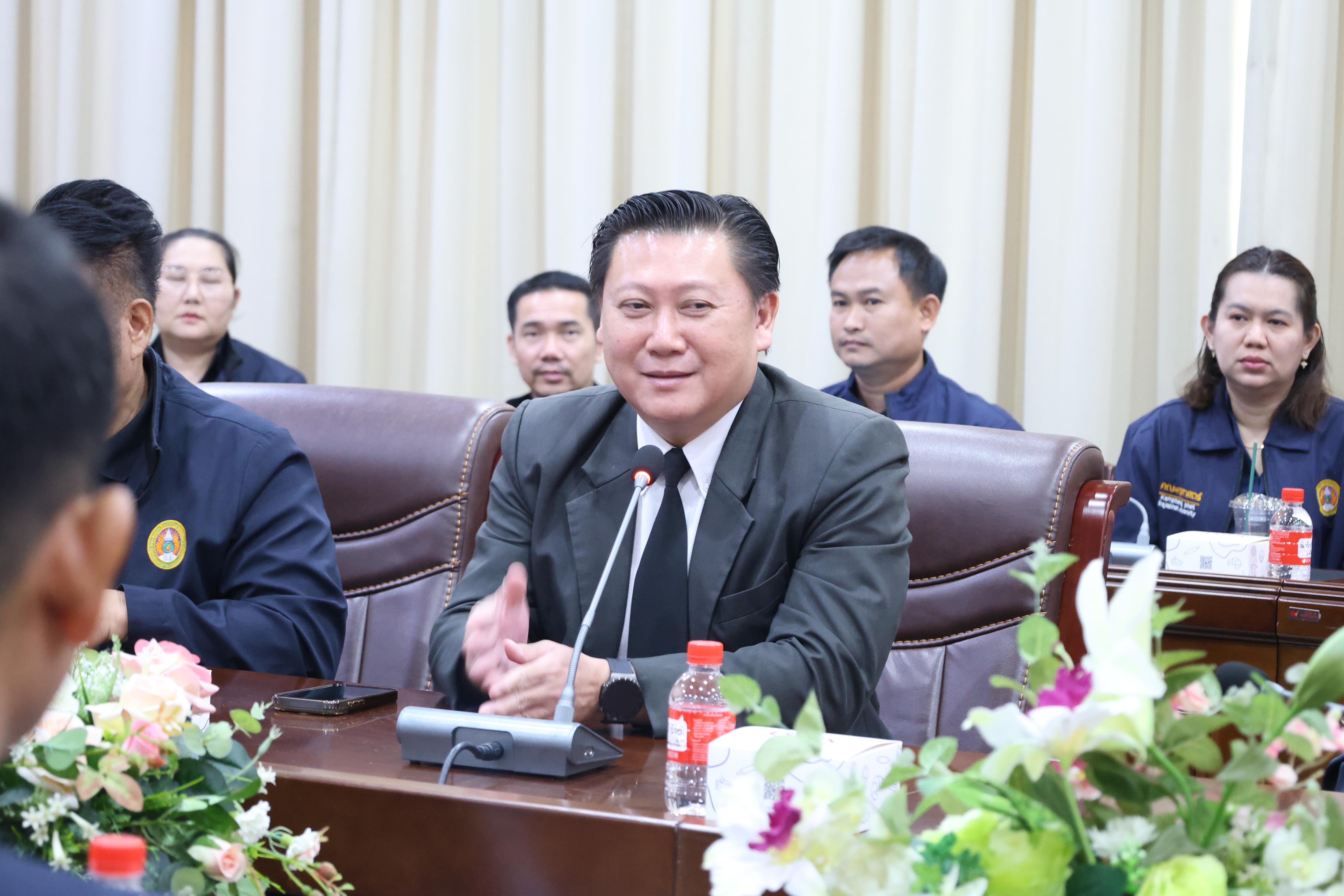 35. โครงการศึกษาดูงานเพื่อพัฒนาศักยภาพการบริหารจัดการสู่ความเป็นสากล