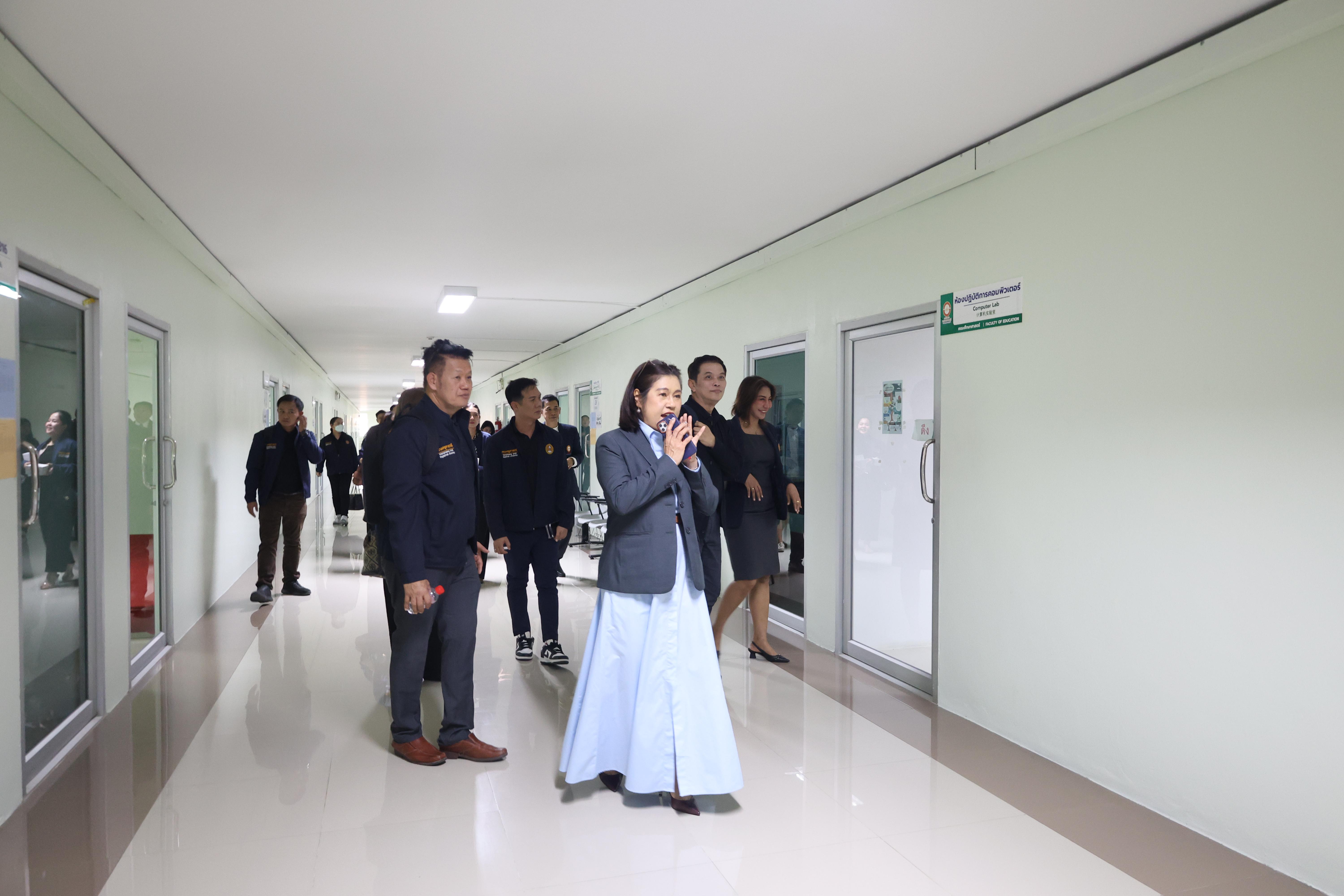96. โครงการศึกษาดูงานเพื่อพัฒนาศักยภาพการบริหารจัดการสู่ความเป็นสากล