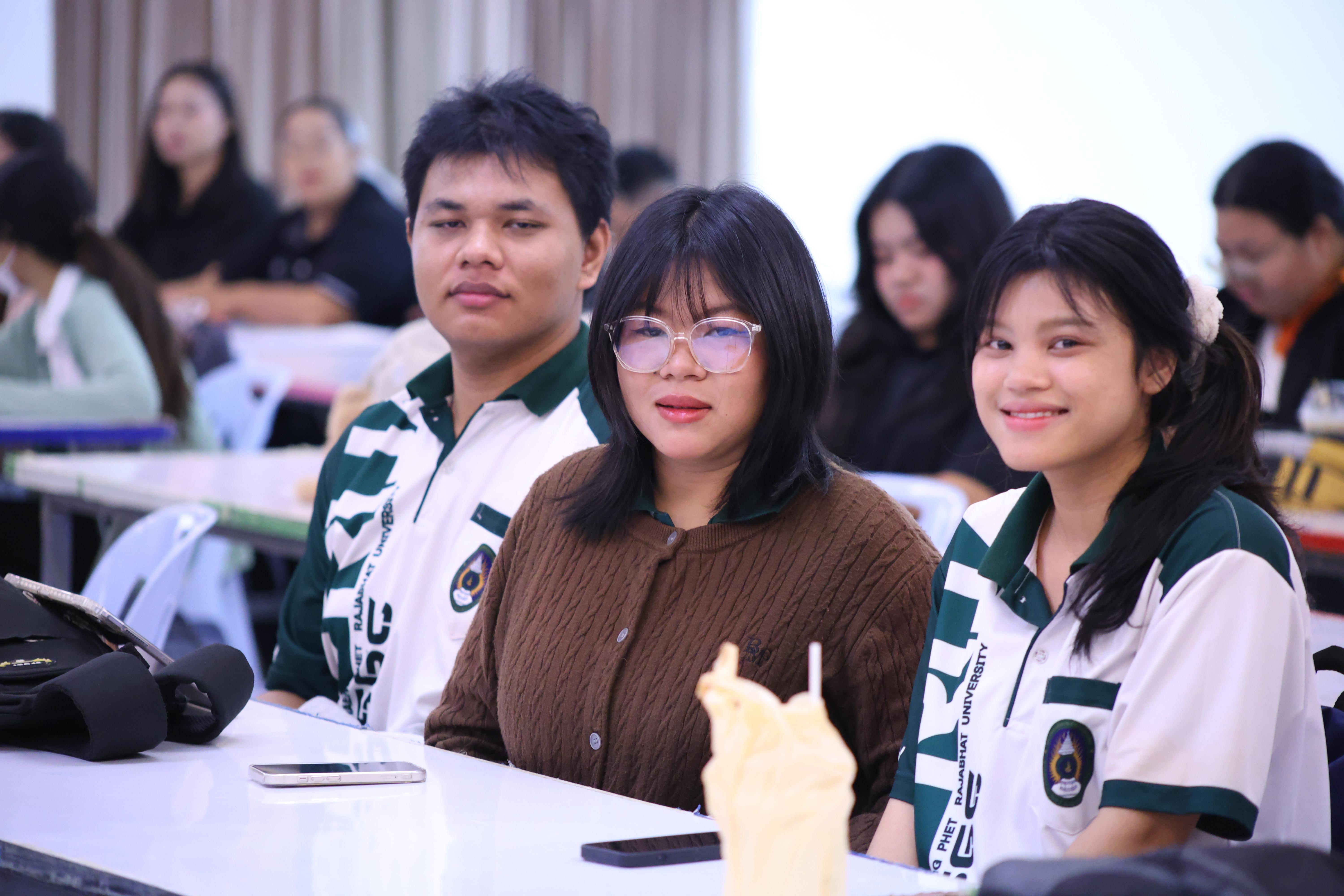96. โครงการพัฒนาคุณลักษณะ 4 ประการ เพื่อยกระดับความฉลาดรู้