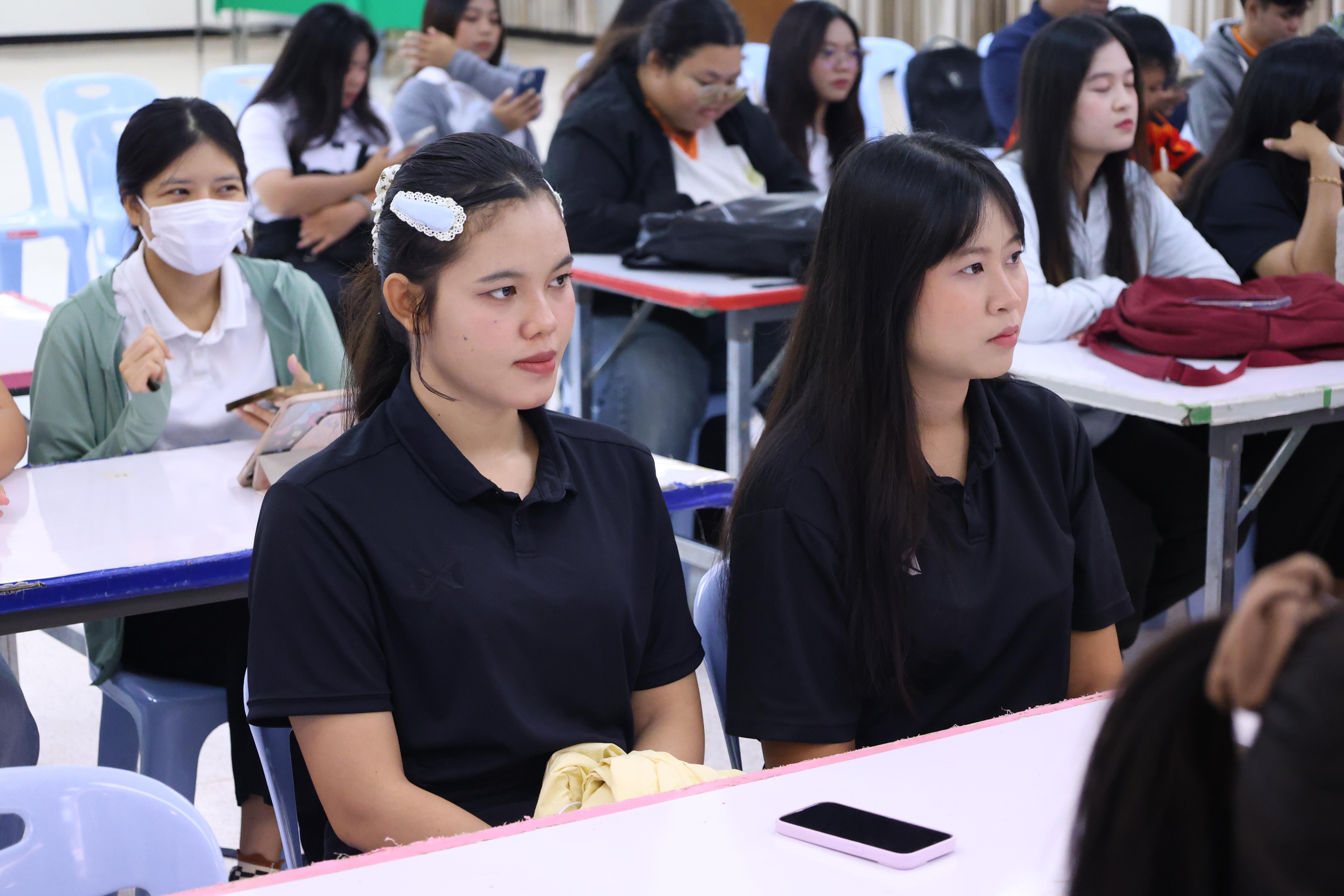 111. โครงการพัฒนาคุณลักษณะ 4 ประการ เพื่อยกระดับความฉลาดรู้