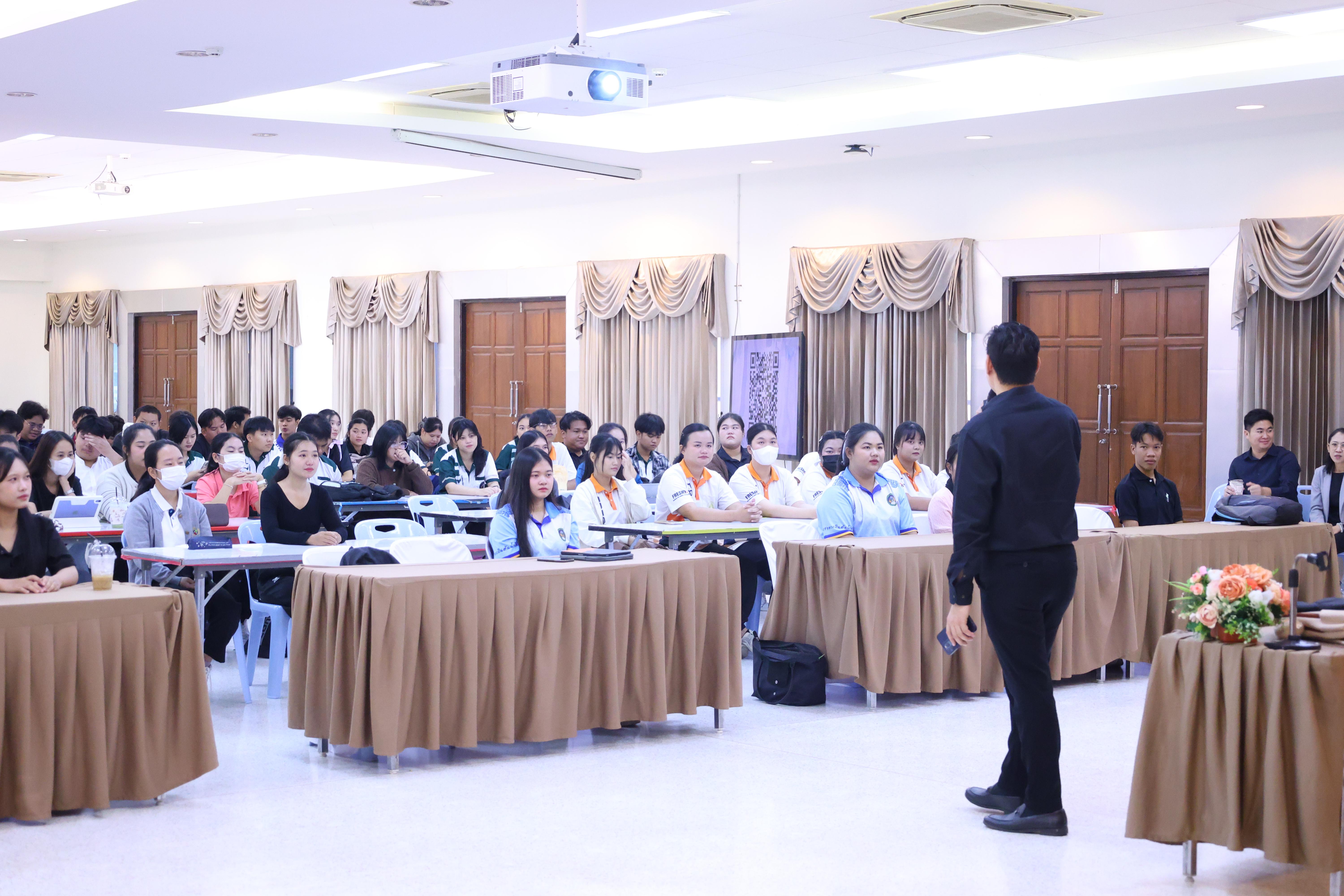 115. โครงการพัฒนาคุณลักษณะ 4 ประการ เพื่อยกระดับความฉลาดรู้