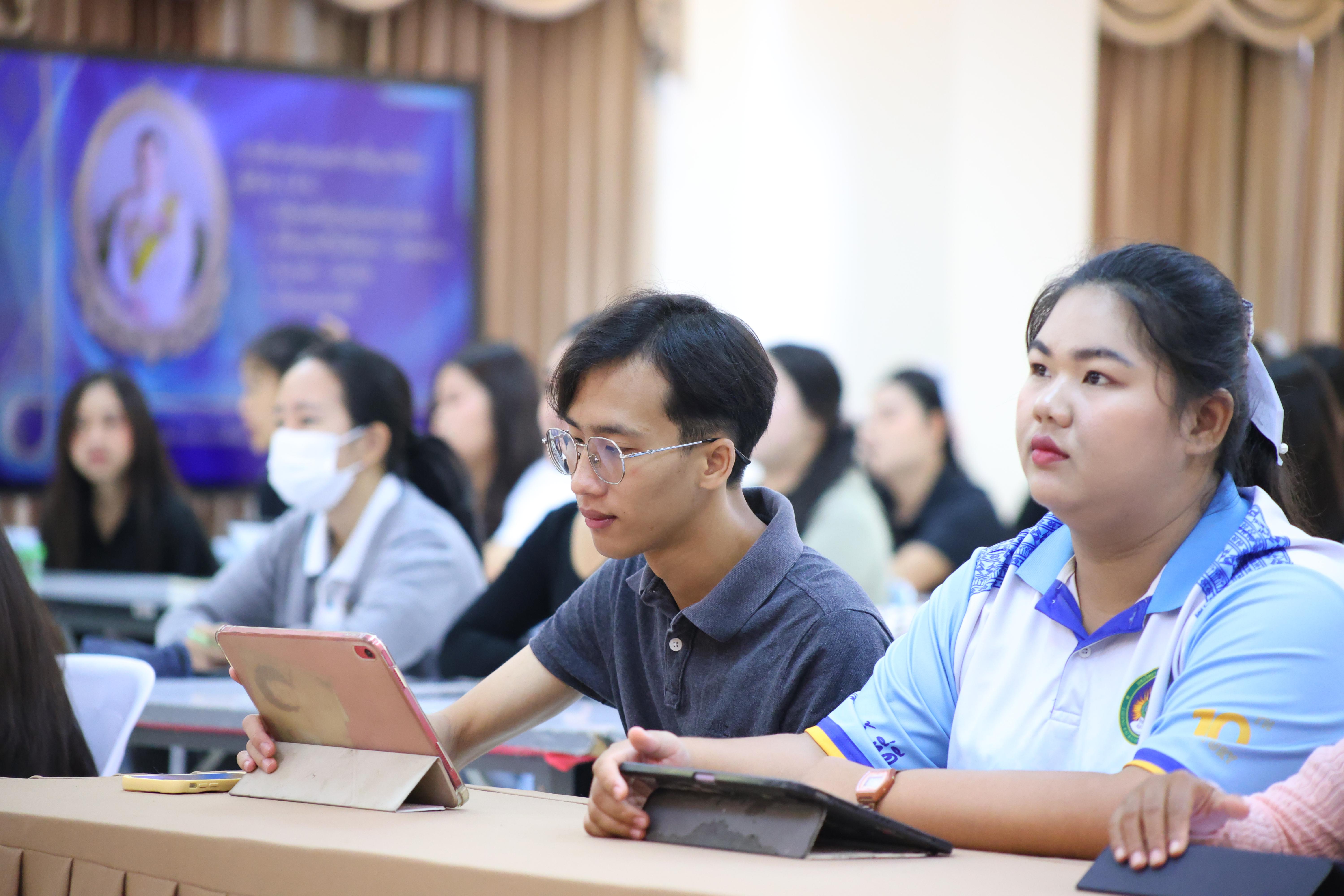 146. โครงการพัฒนาคุณลักษณะ 4 ประการ เพื่อยกระดับความฉลาดรู้
