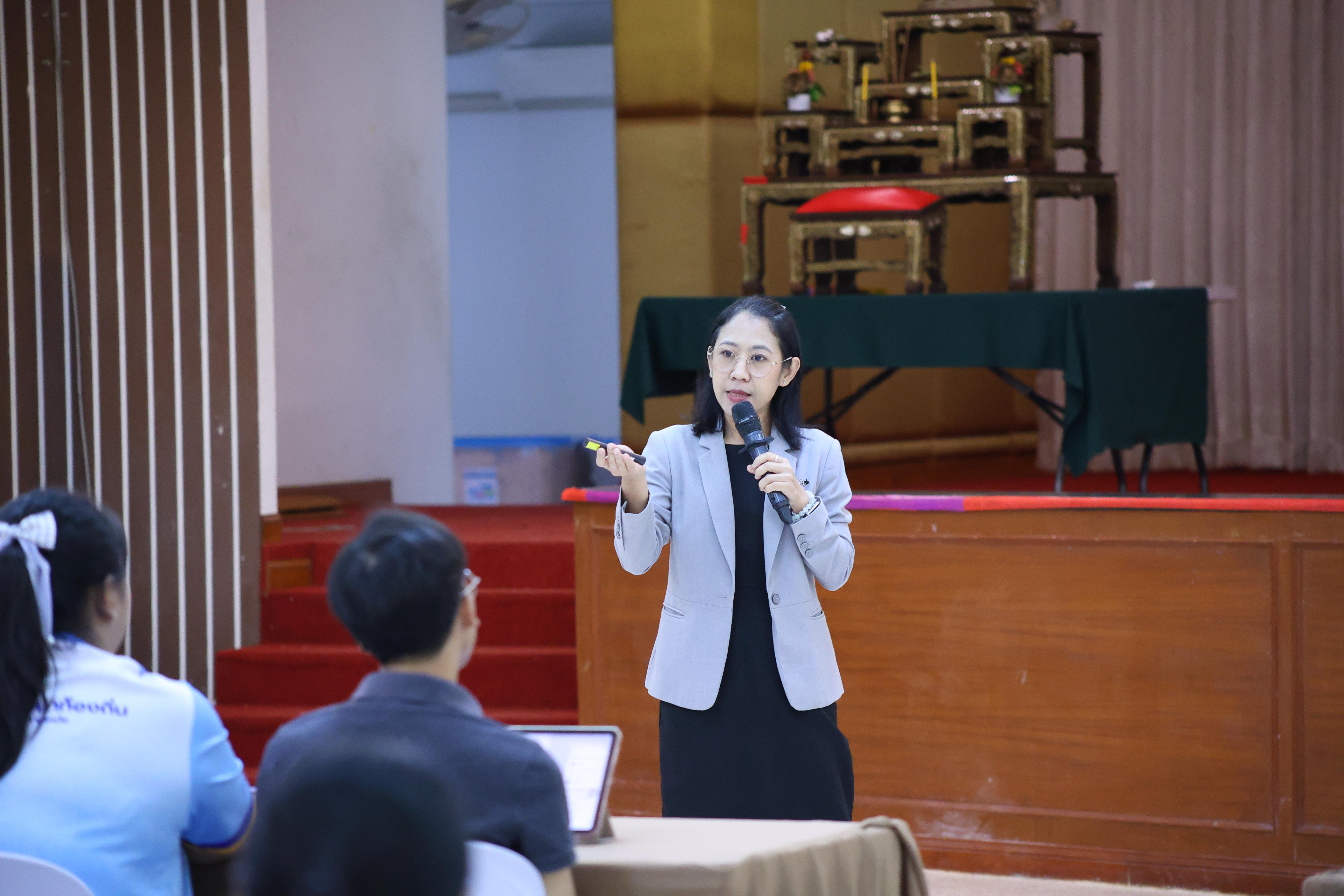 166. โครงการพัฒนาคุณลักษณะ 4 ประการ เพื่อยกระดับความฉลาดรู้