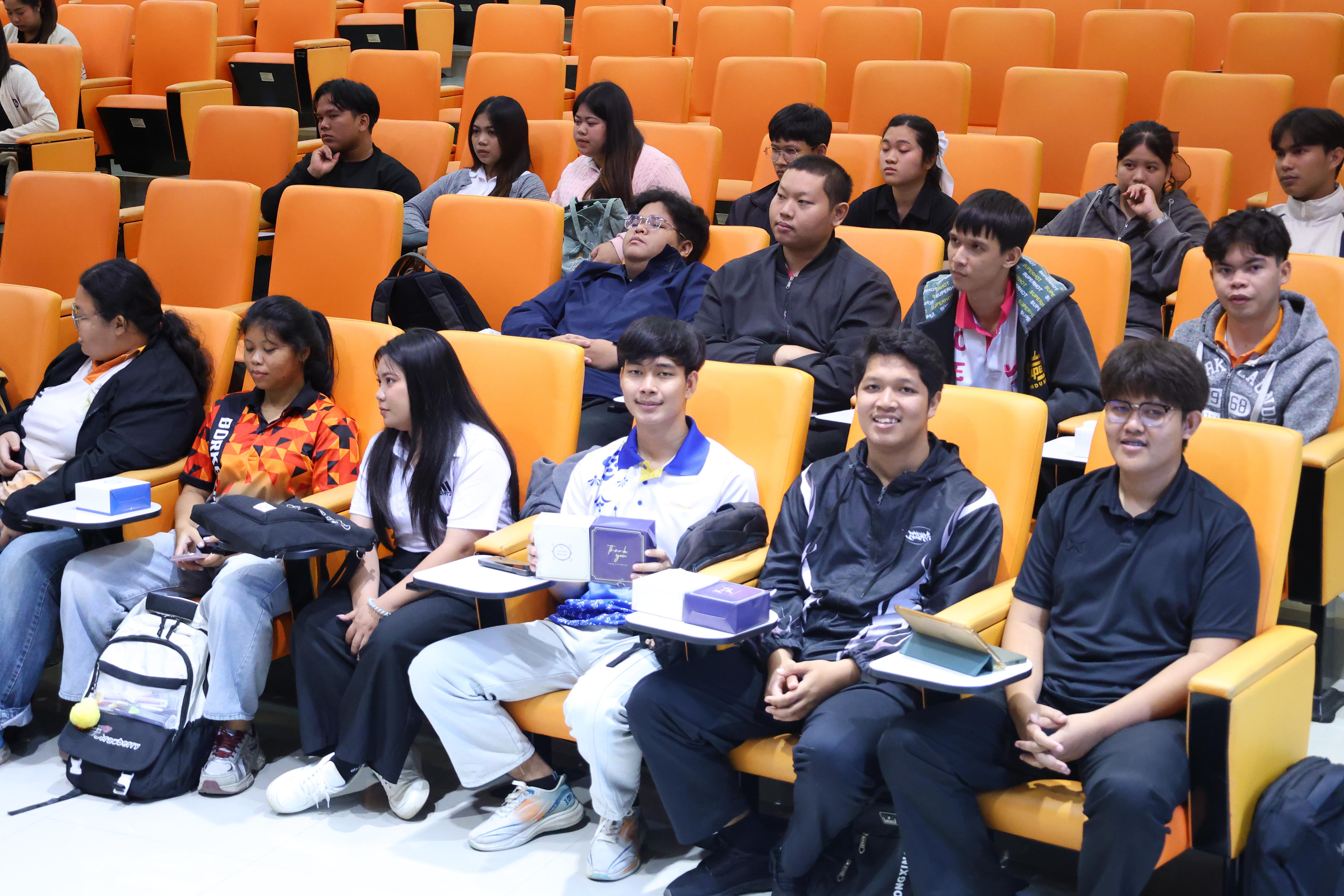 203. โครงการพัฒนาคุณลักษณะ 4 ประการ เพื่อยกระดับความฉลาดรู้