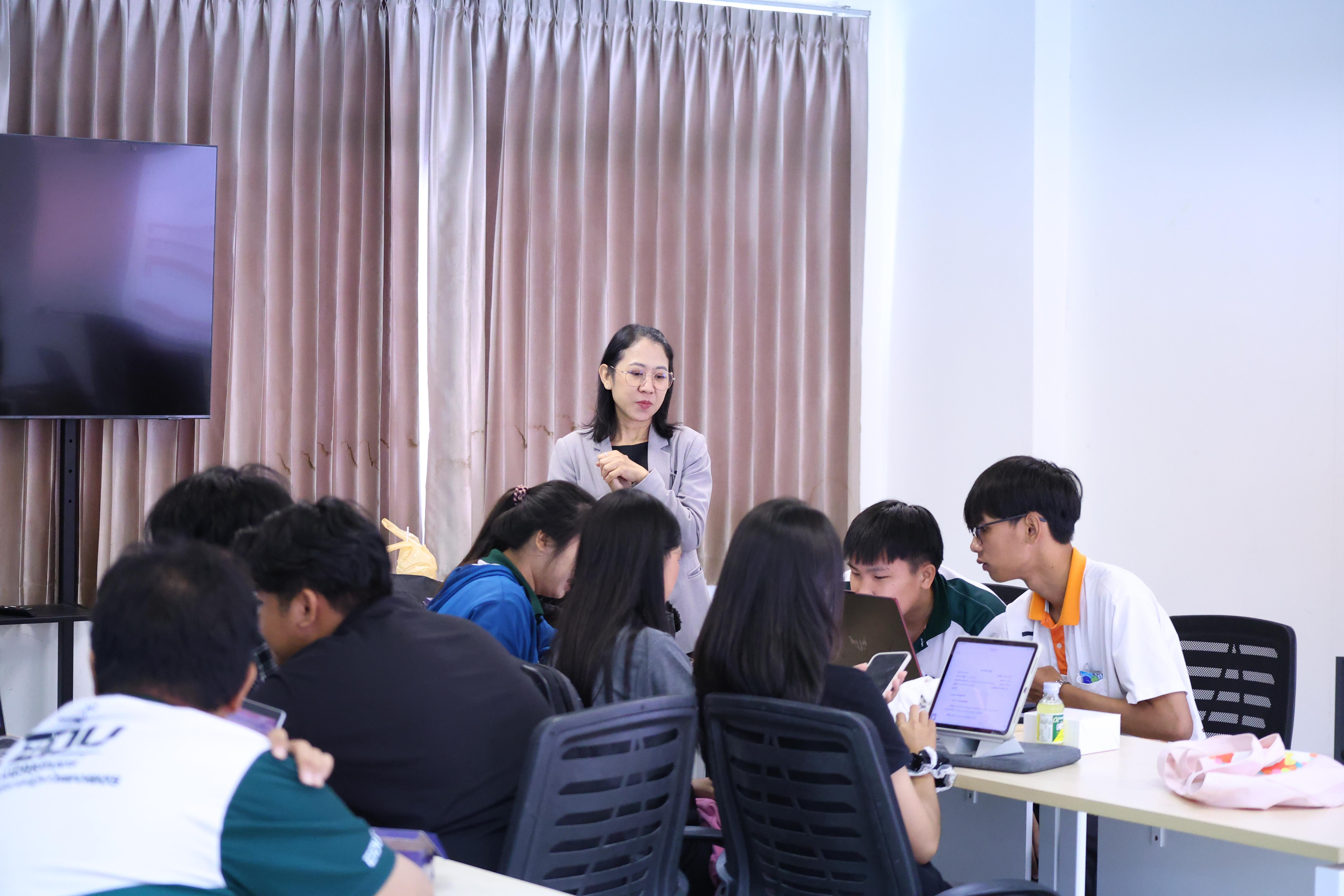 226. โครงการพัฒนาคุณลักษณะ 4 ประการ เพื่อยกระดับความฉลาดรู้