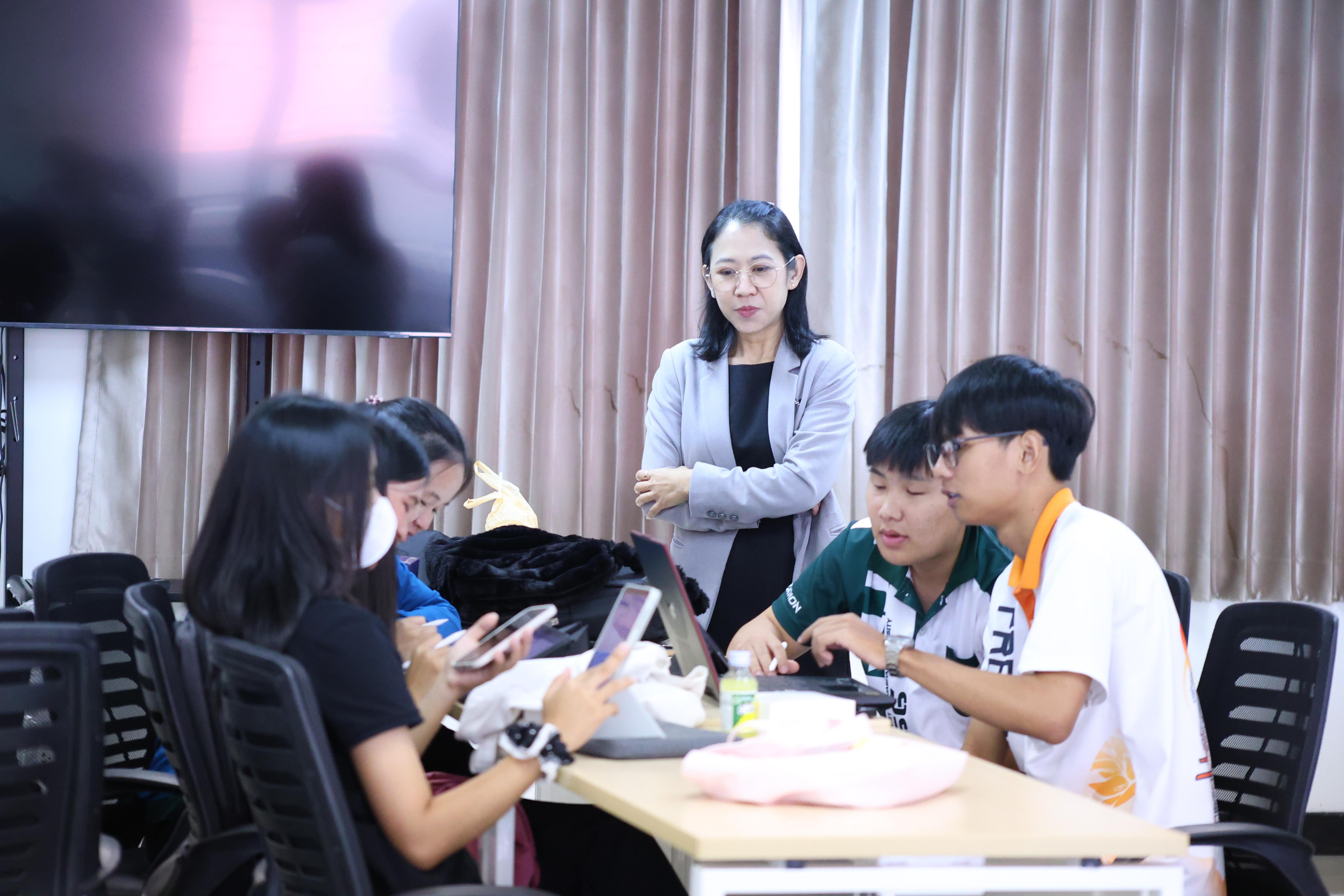 227. โครงการพัฒนาคุณลักษณะ 4 ประการ เพื่อยกระดับความฉลาดรู้