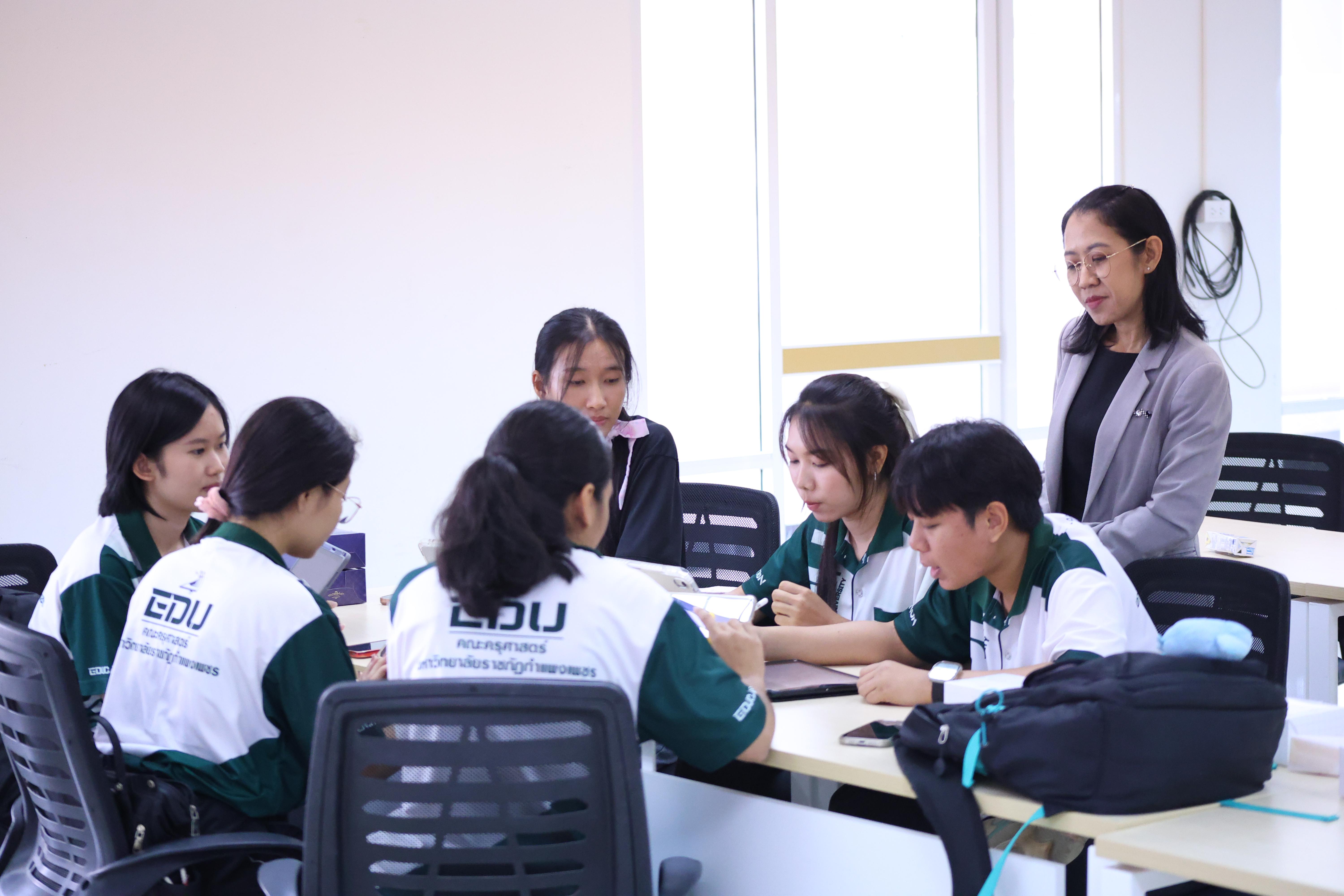 231. โครงการพัฒนาคุณลักษณะ 4 ประการ เพื่อยกระดับความฉลาดรู้