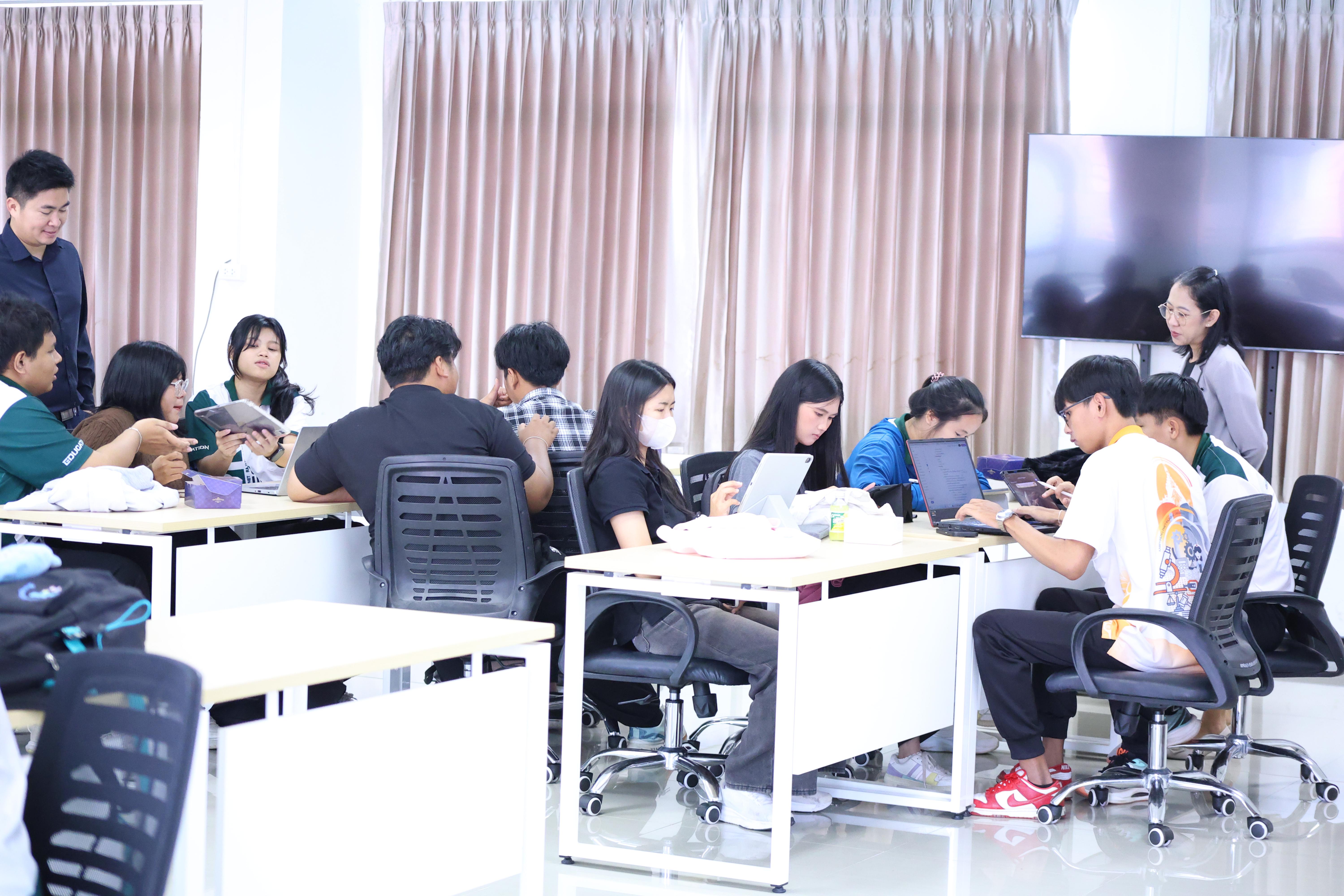 239. โครงการพัฒนาคุณลักษณะ 4 ประการ เพื่อยกระดับความฉลาดรู้