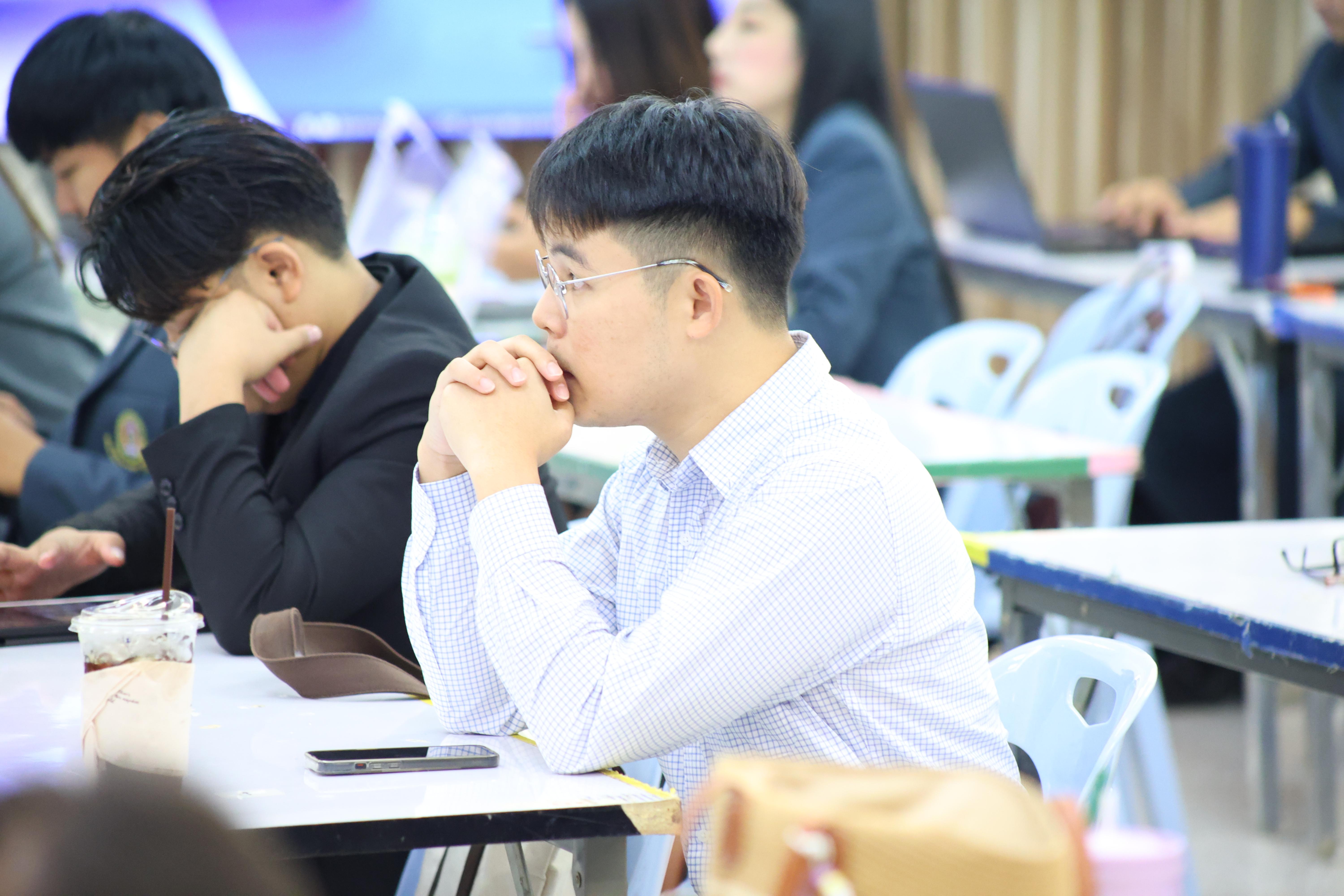 5. โครงการอบรมเชิงปฏิบัติการจริยธรรมการวิจัยและจรรยาบรรณวิชาชีพสำหรับนักศึกษาระดับบัณฑิตศึกษา