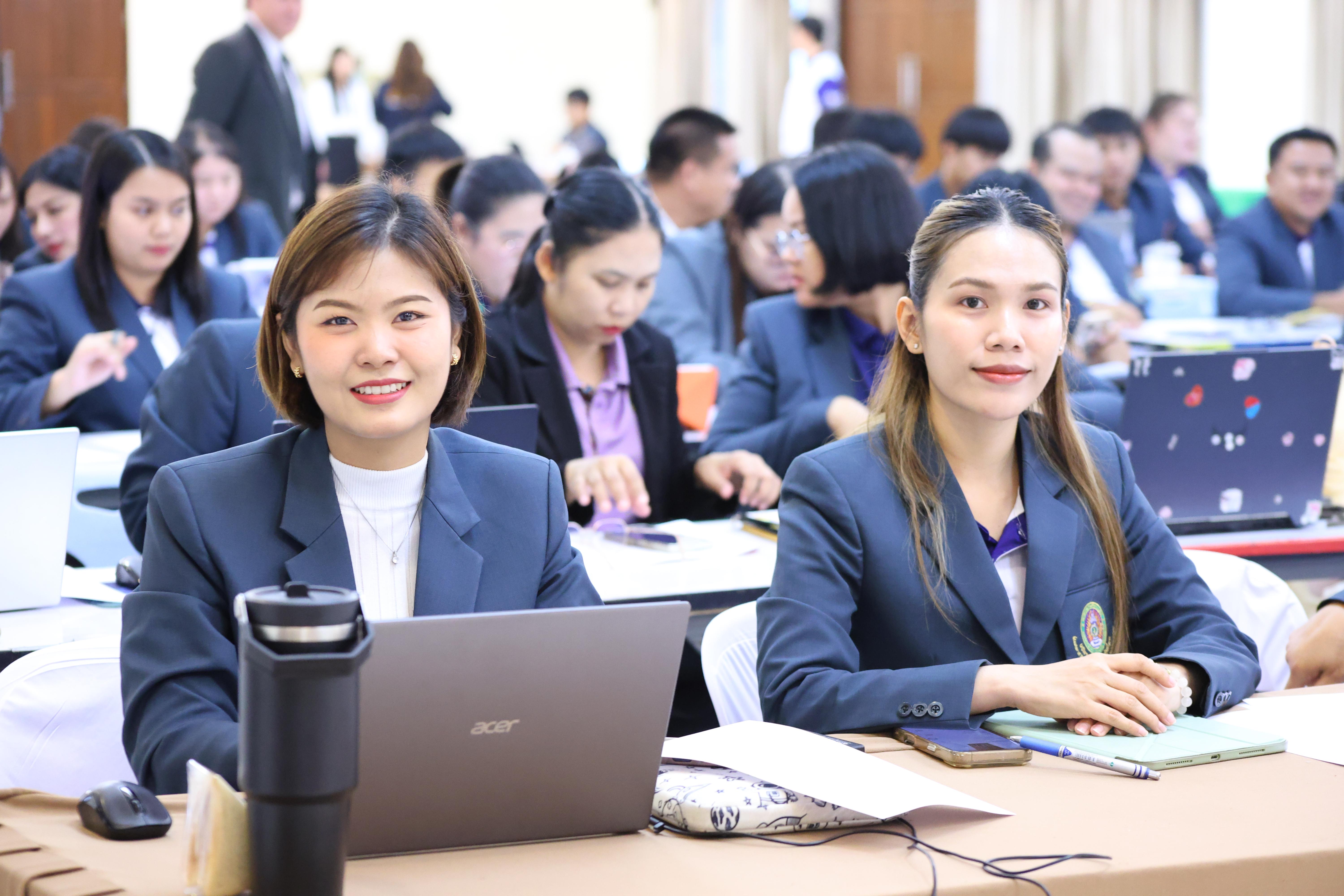 69. โครงการอบรมเชิงปฏิบัติการจริยธรรมการวิจัยและจรรยาบรรณวิชาชีพสำหรับนักศึกษาระดับบัณฑิตศึกษา