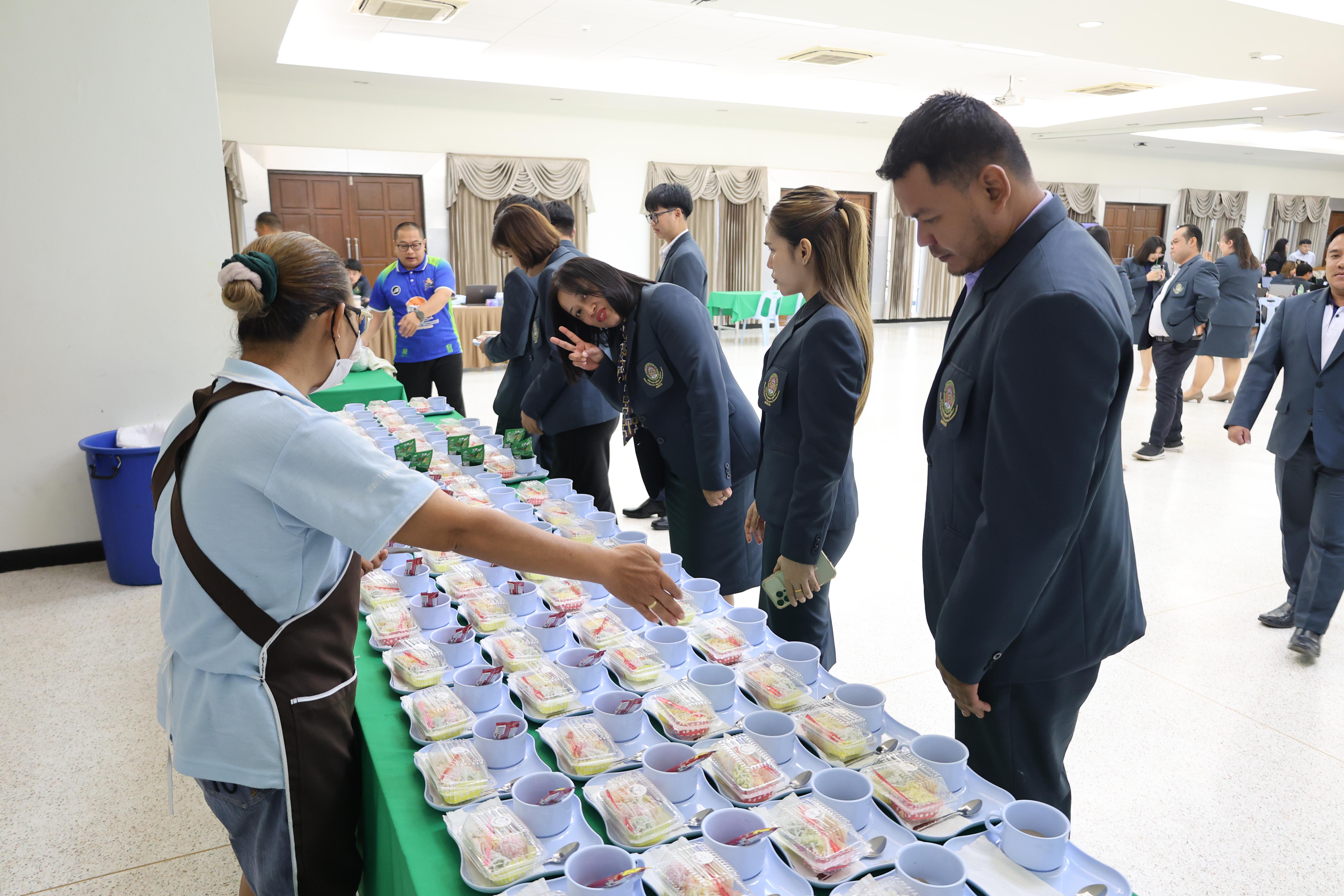 114. โครงการอบรมเชิงปฏิบัติการจริยธรรมการวิจัยและจรรยาบรรณวิชาชีพสำหรับนักศึกษาระดับบัณฑิตศึกษา