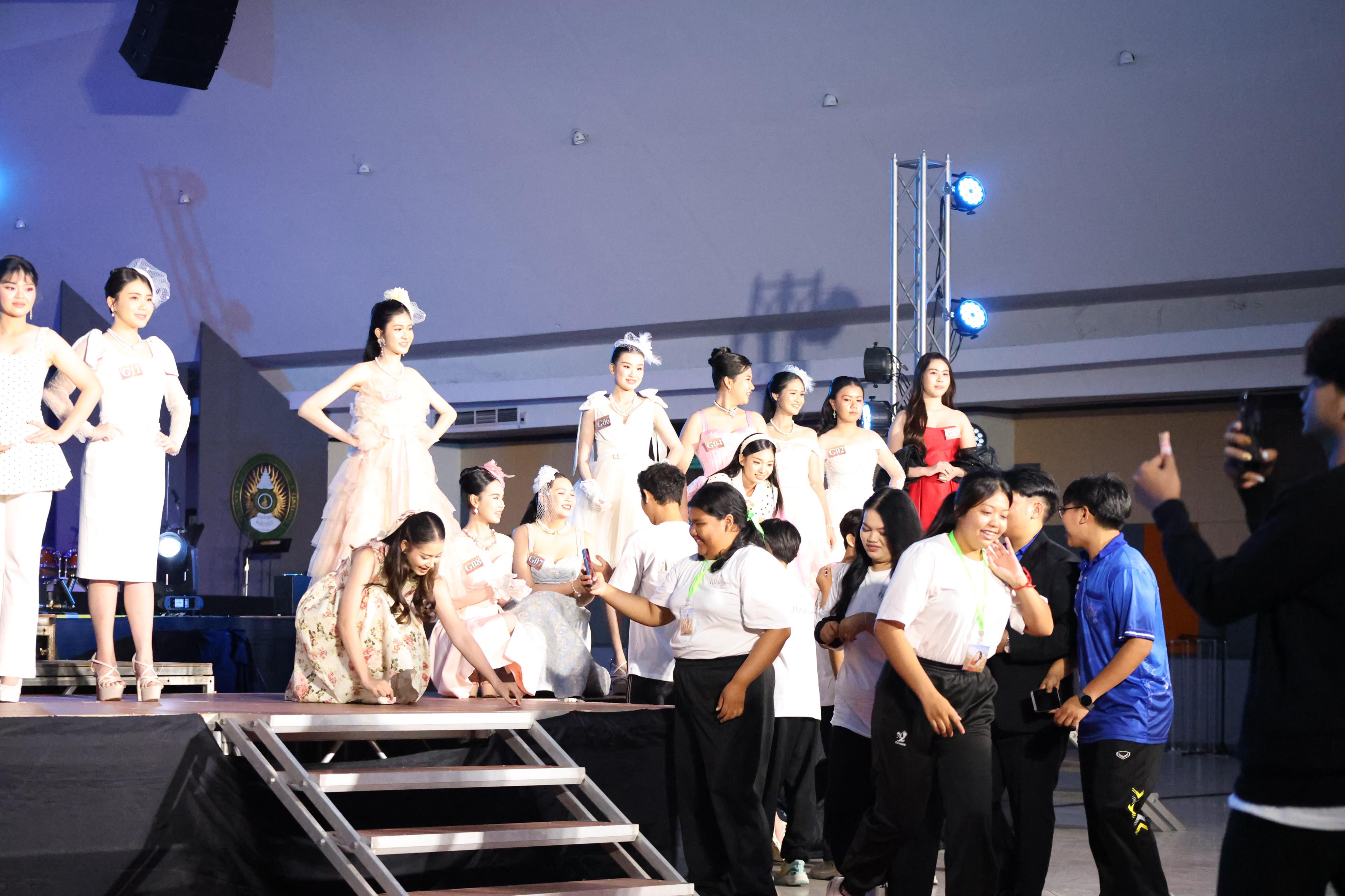 494. การประกวดดาว-เดือนครุศาสตร์ ประจำปี 2569 “หนึ่งในร้อย Freshy Night 2026”