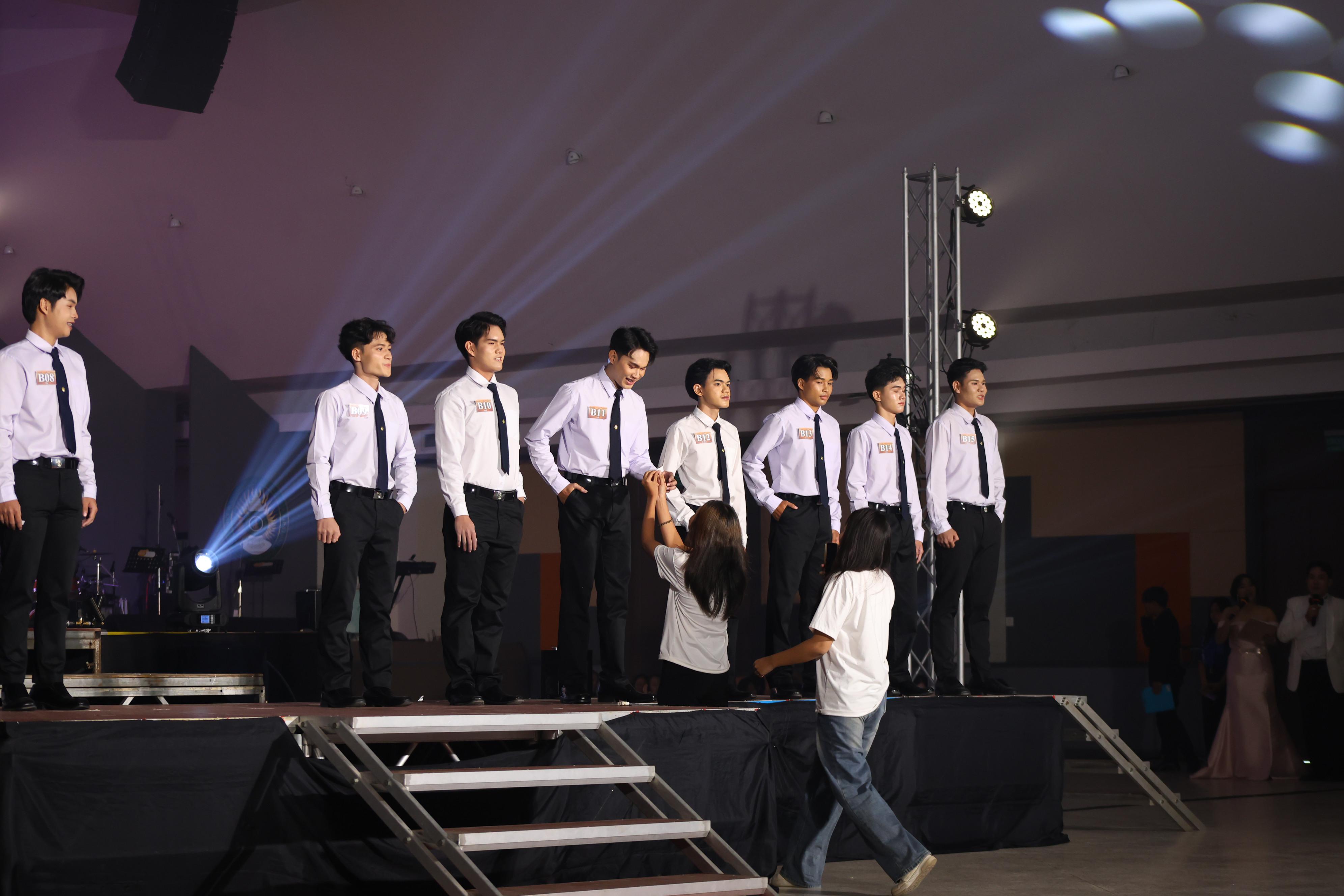 552. การประกวดดาว-เดือนครุศาสตร์ ประจำปี 2569 “หนึ่งในร้อย Freshy Night 2026”