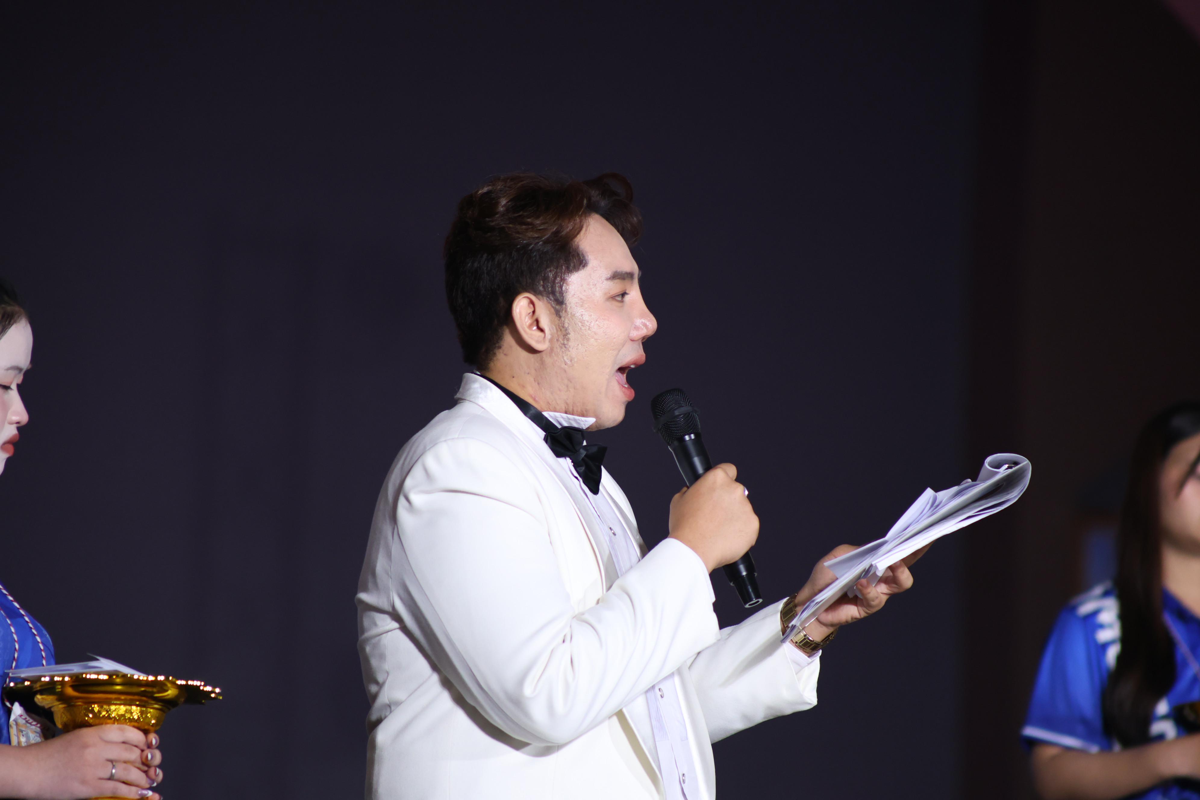 900. การประกวดดาว-เดือนครุศาสตร์ ประจำปี 2569 “หนึ่งในร้อย Freshy Night 2026”