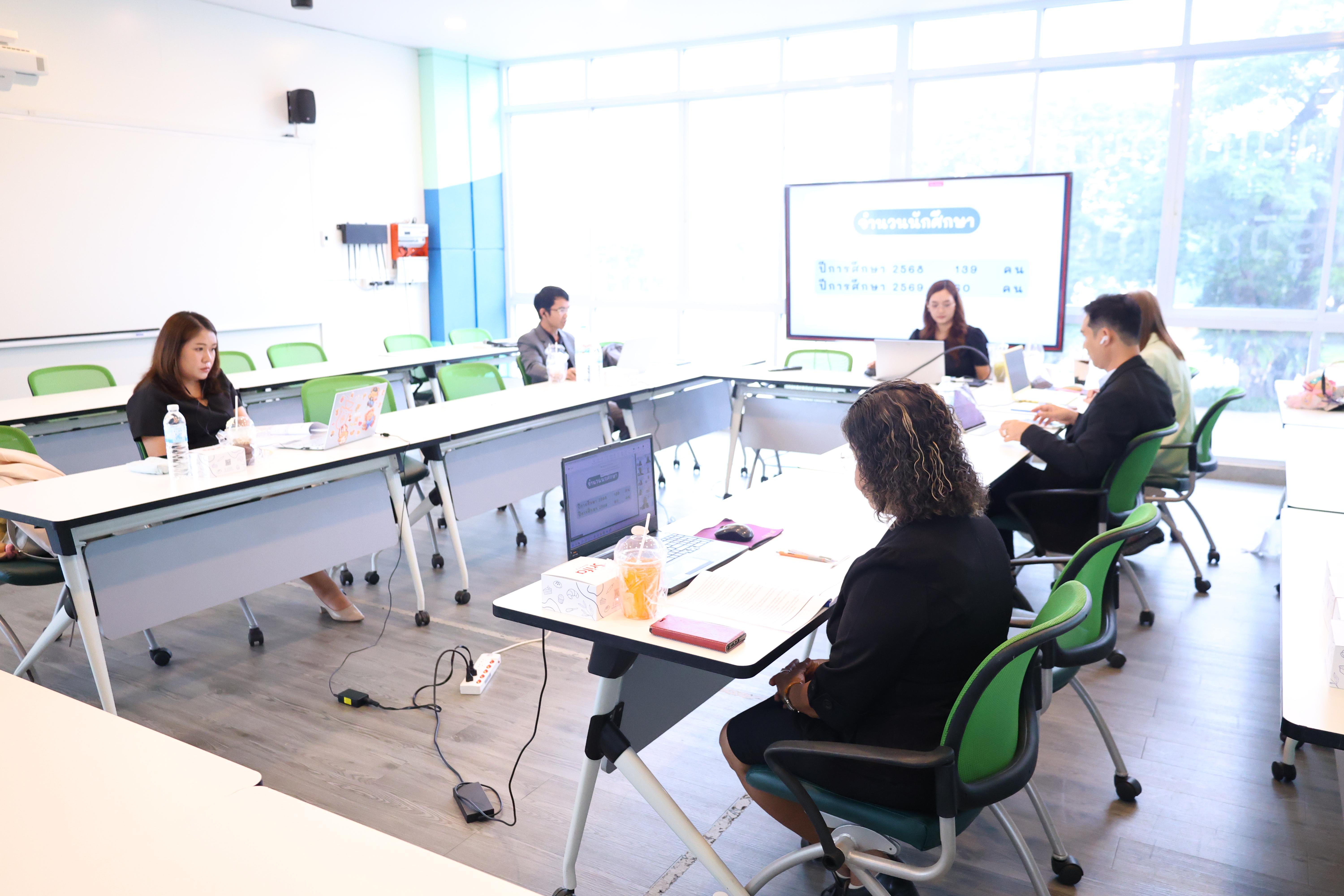 11. ตรวจประเมินตนเองระดับหลักสูตร AUN-QA หลักสูตรประกาศนียบัตรบัณฑิตสาขาวิชาชีพครู