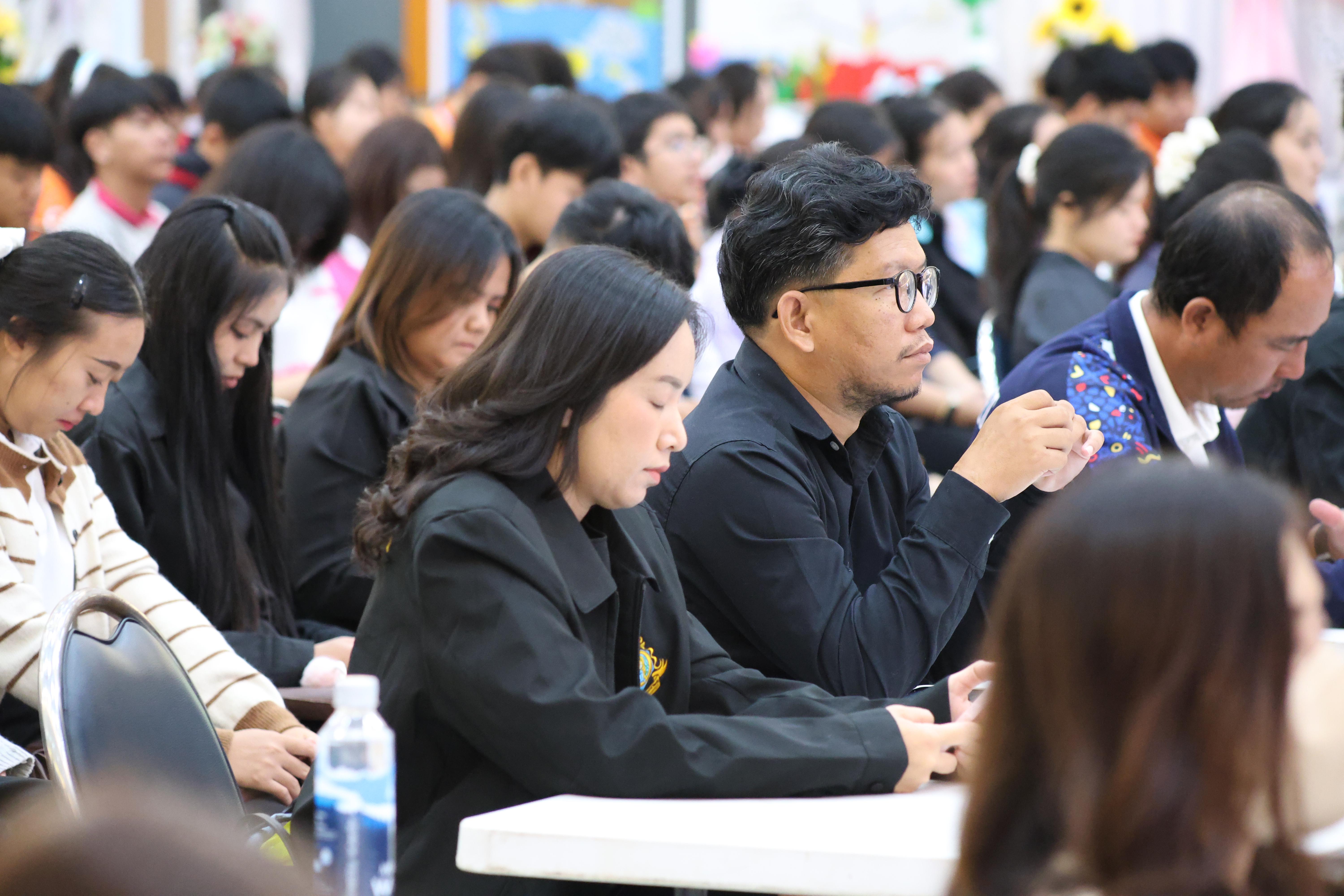 103. สัมมานาวิชาการโรงเรียนต้นแบบเชิงพื้นที่หลักสูตรเสริมสร้างคุณลักษณะ 4 ประการโดยใช้การจัดการเรียนการสอนสมรรถนะ PTRU MODEL เป็นฐานสำหรับครูเพื่อขับเคลื่อนนักเรียนให้มีความฉลาดรู้(PISA)