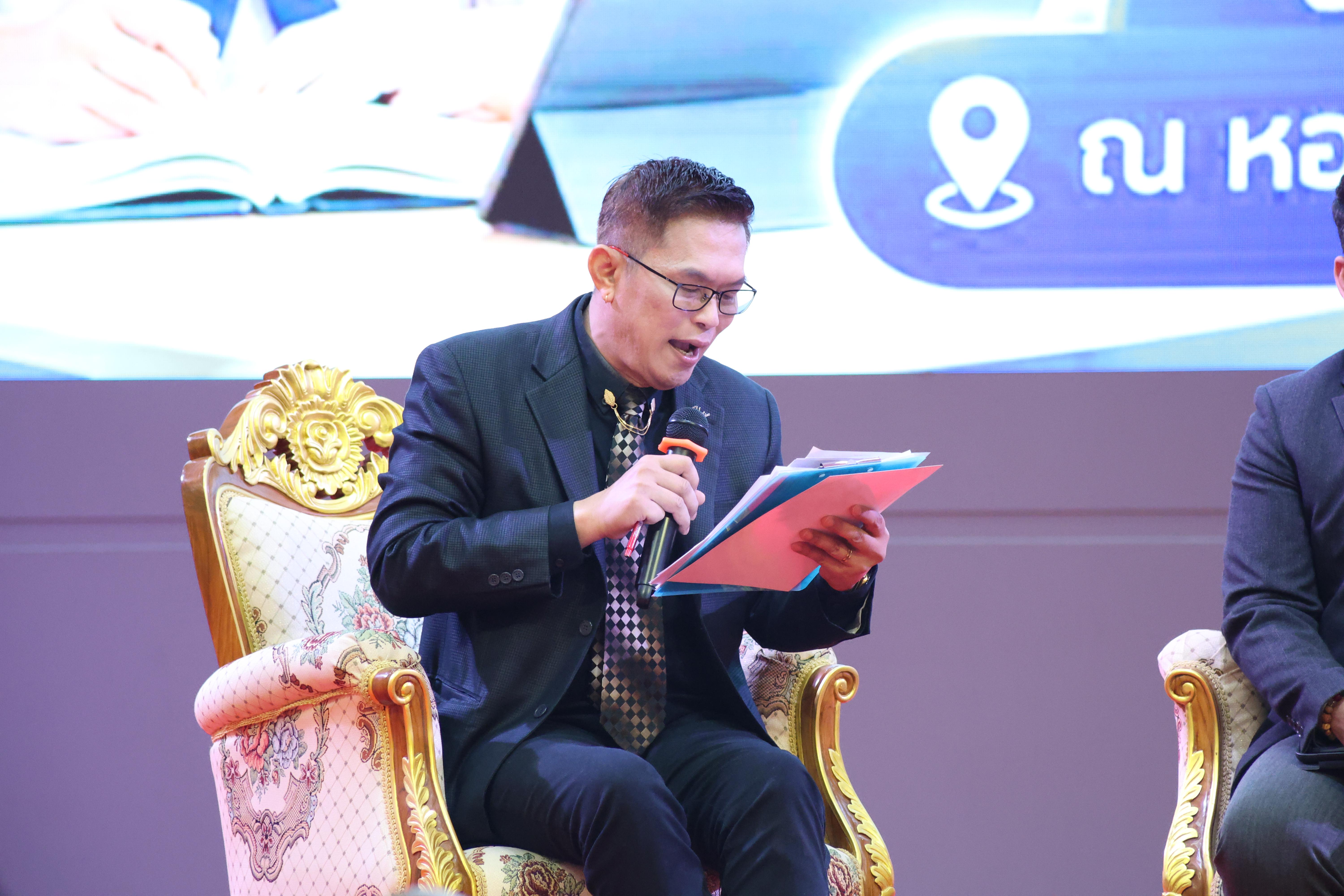 166. สัมมานาวิชาการโรงเรียนต้นแบบเชิงพื้นที่หลักสูตรเสริมสร้างคุณลักษณะ 4 ประการโดยใช้การจัดการเรียนการสอนสมรรถนะ PTRU MODEL เป็นฐานสำหรับครูเพื่อขับเคลื่อนนักเรียนให้มีความฉลาดรู้(PISA)