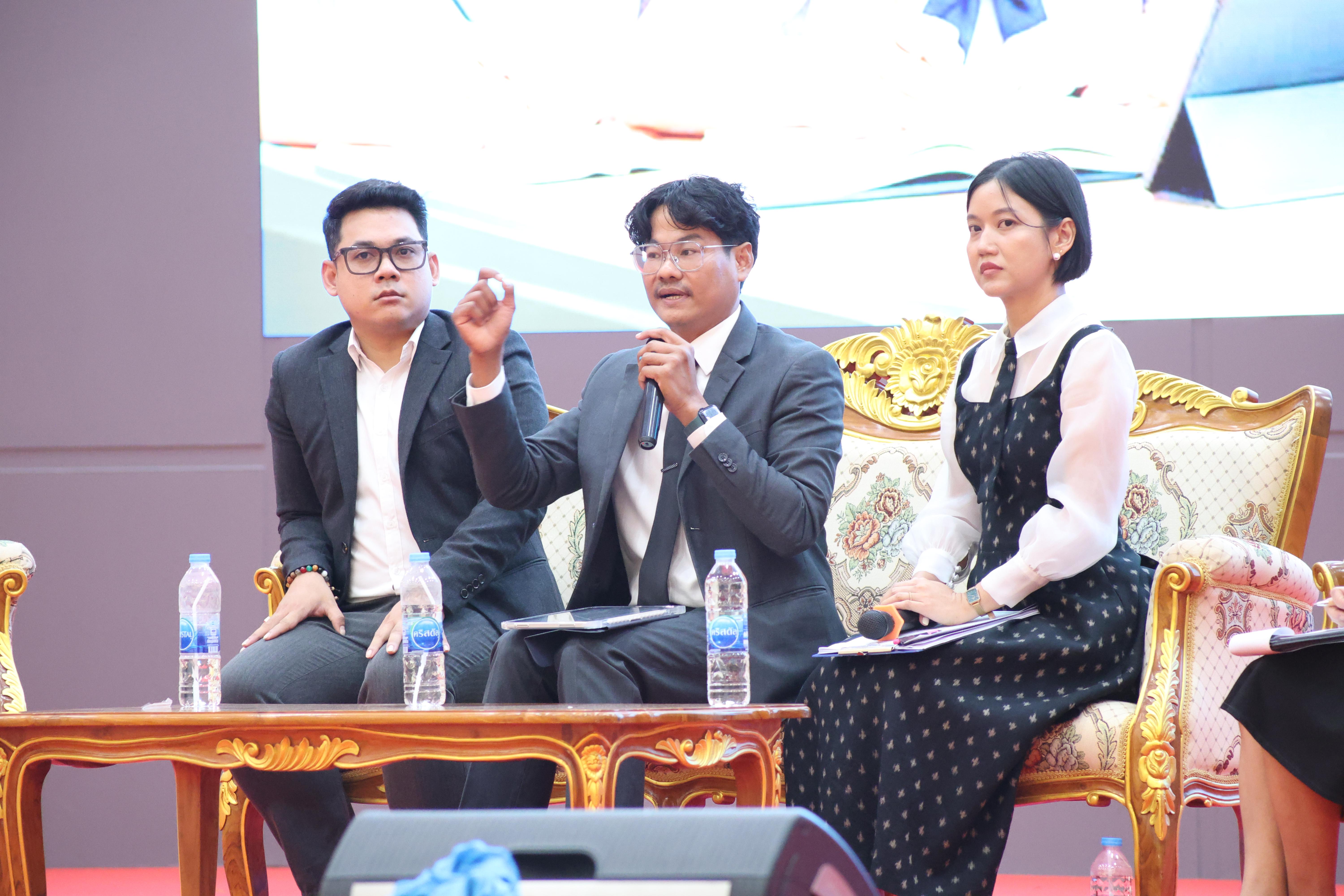 192. สัมมานาวิชาการโรงเรียนต้นแบบเชิงพื้นที่หลักสูตรเสริมสร้างคุณลักษณะ 4 ประการโดยใช้การจัดการเรียนการสอนสมรรถนะ PTRU MODEL เป็นฐานสำหรับครูเพื่อขับเคลื่อนนักเรียนให้มีความฉลาดรู้(PISA)