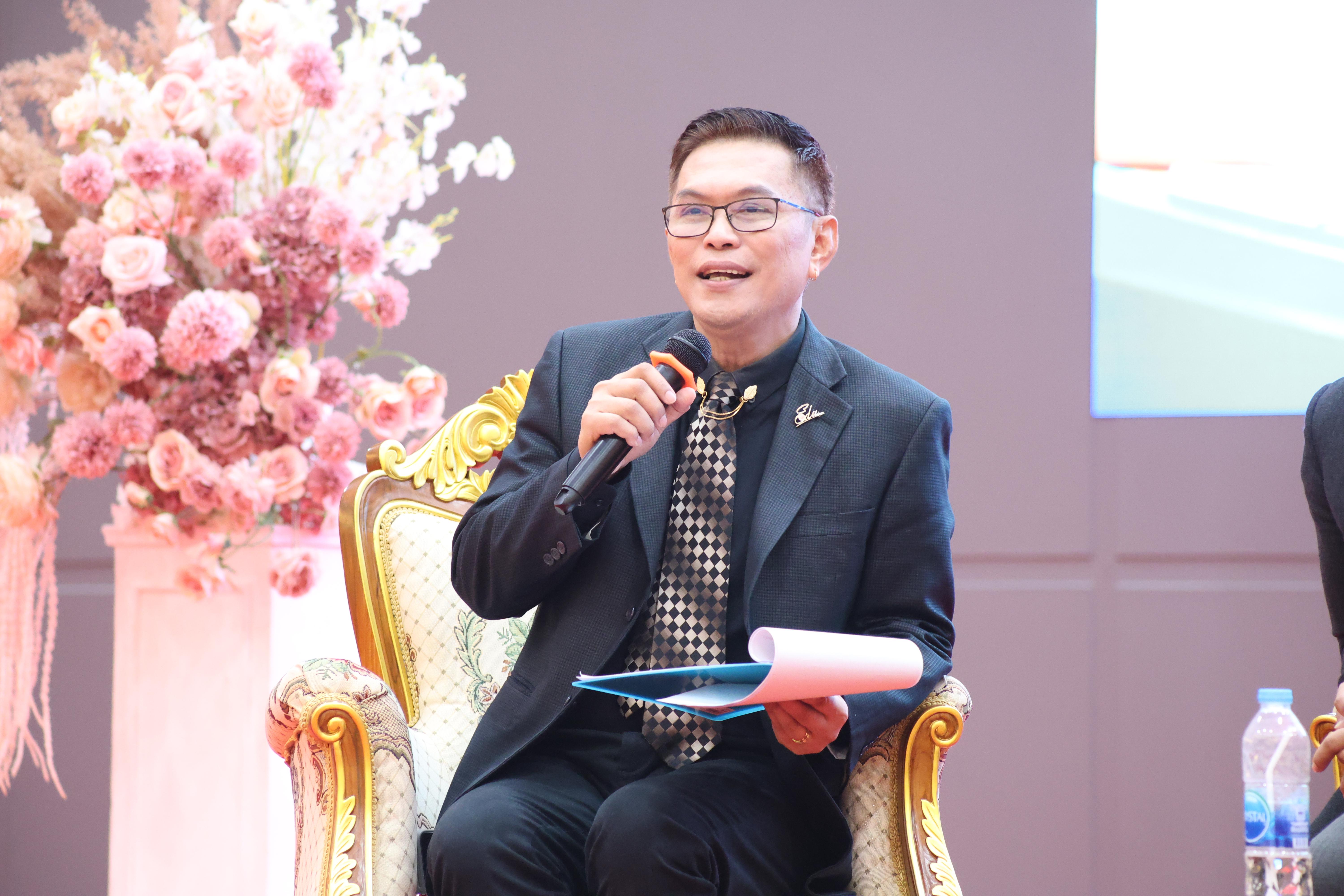 204. สัมมานาวิชาการโรงเรียนต้นแบบเชิงพื้นที่หลักสูตรเสริมสร้างคุณลักษณะ 4 ประการโดยใช้การจัดการเรียนการสอนสมรรถนะ PTRU MODEL เป็นฐานสำหรับครูเพื่อขับเคลื่อนนักเรียนให้มีความฉลาดรู้(PISA)