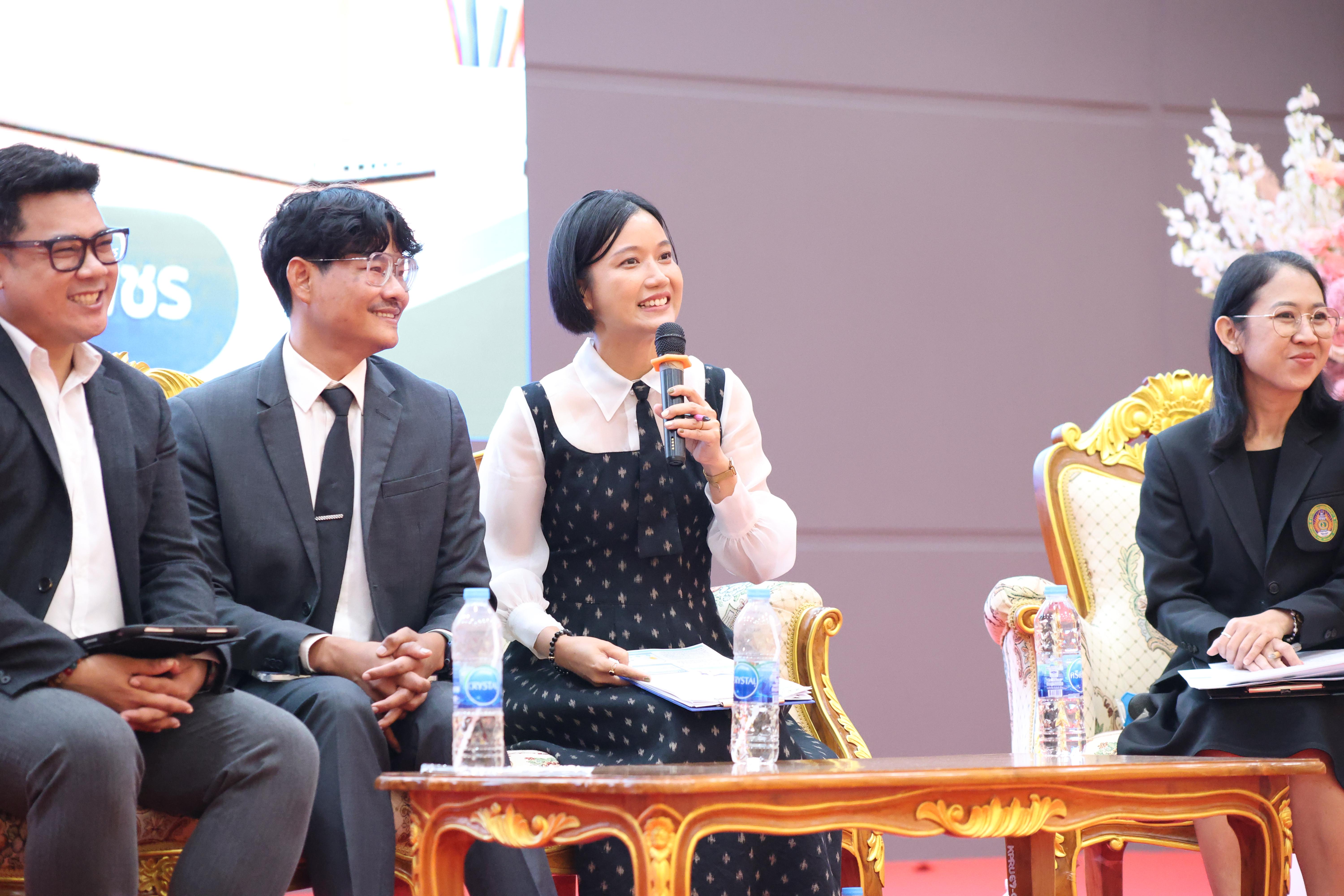 214. สัมมานาวิชาการโรงเรียนต้นแบบเชิงพื้นที่หลักสูตรเสริมสร้างคุณลักษณะ 4 ประการโดยใช้การจัดการเรียนการสอนสมรรถนะ PTRU MODEL เป็นฐานสำหรับครูเพื่อขับเคลื่อนนักเรียนให้มีความฉลาดรู้(PISA)