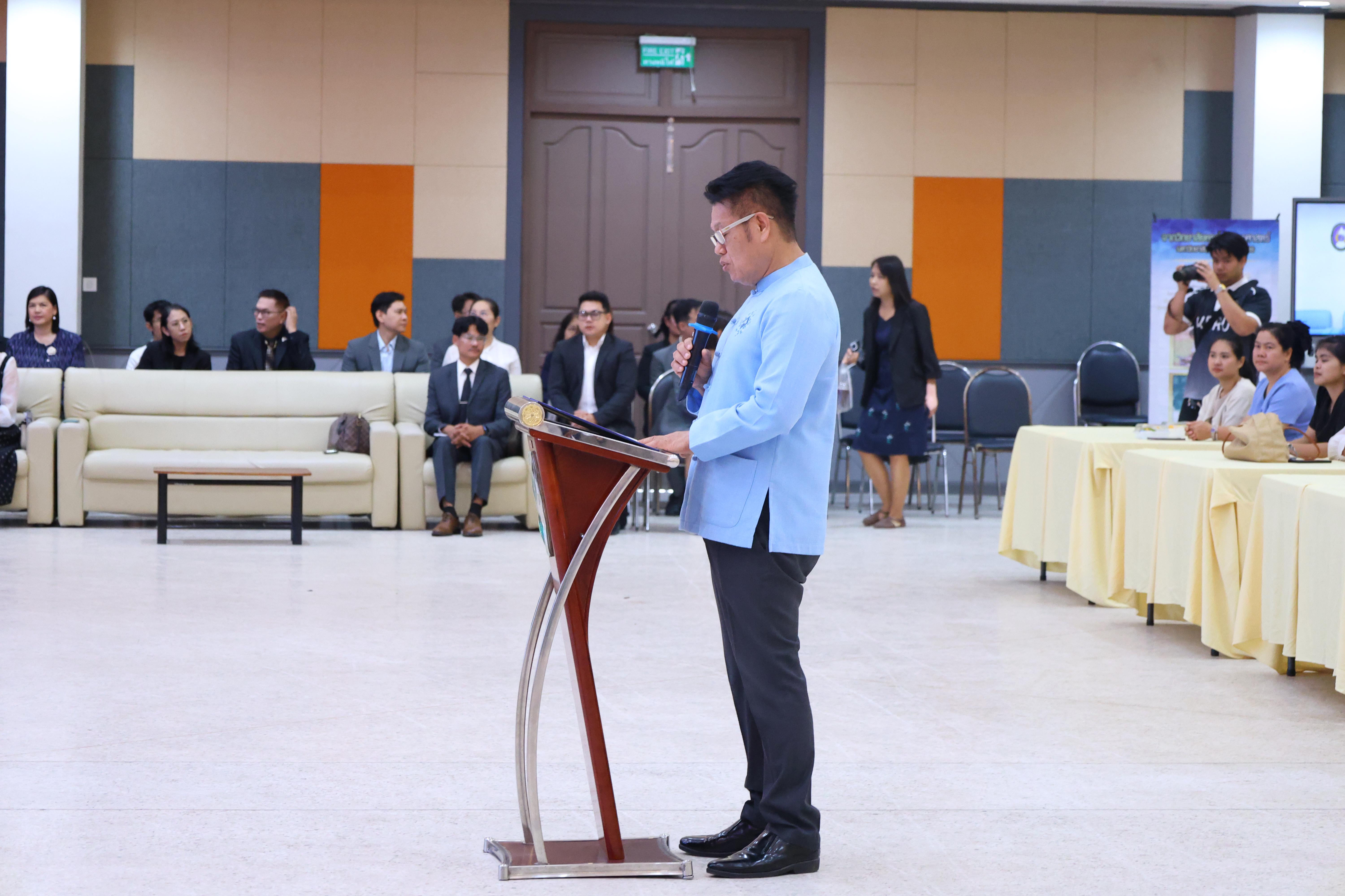 385. สัมมานาวิชาการโรงเรียนต้นแบบเชิงพื้นที่หลักสูตรเสริมสร้างคุณลักษณะ 4 ประการโดยใช้การจัดการเรียนการสอนสมรรถนะ PTRU MODEL เป็นฐานสำหรับครูเพื่อขับเคลื่อนนักเรียนให้มีความฉลาดรู้(PISA)