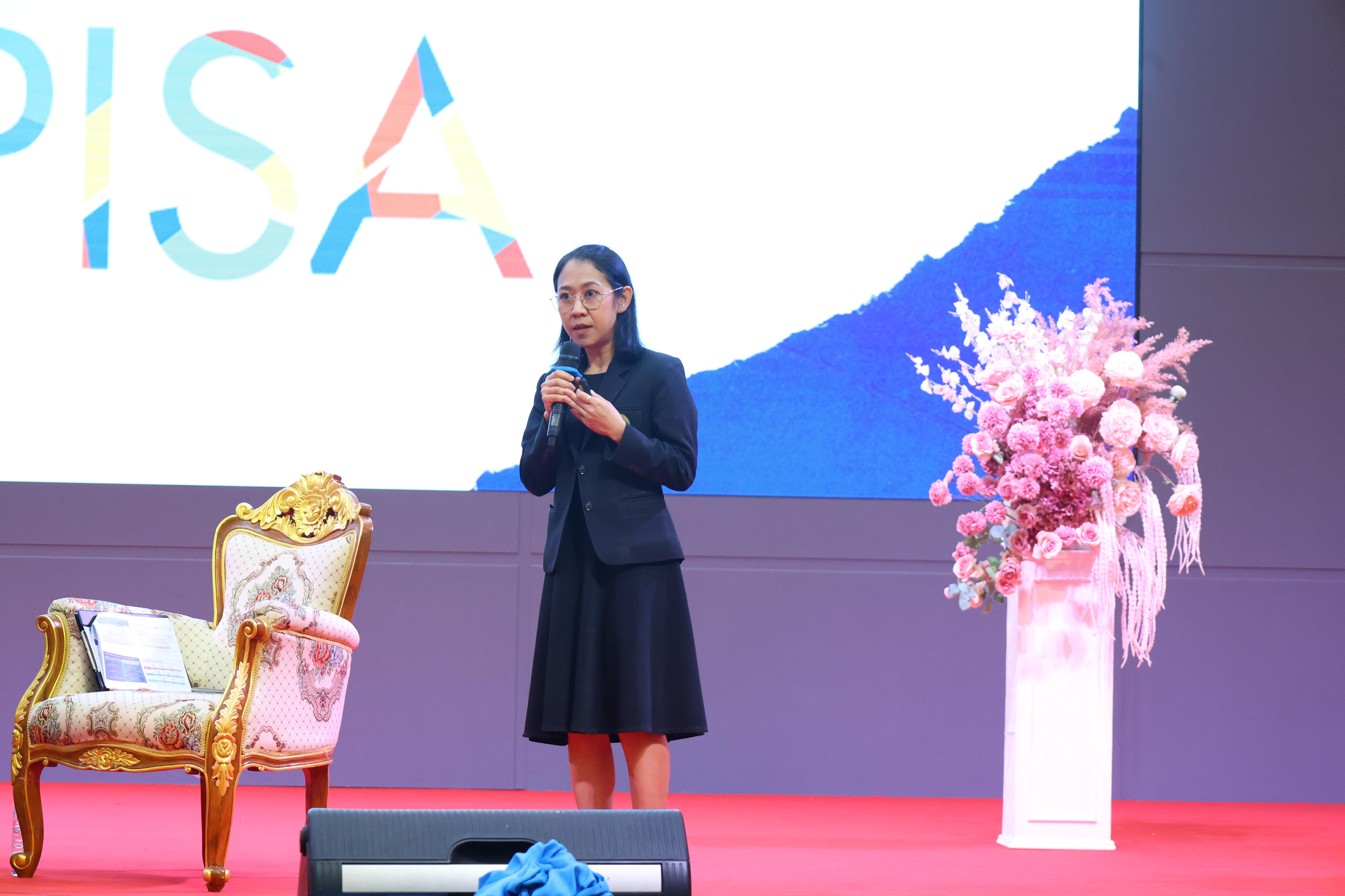 507. สัมมานาวิชาการโรงเรียนต้นแบบเชิงพื้นที่หลักสูตรเสริมสร้างคุณลักษณะ 4 ประการโดยใช้การจัดการเรียนการสอนสมรรถนะ PTRU MODEL เป็นฐานสำหรับครูเพื่อขับเคลื่อนนักเรียนให้มีความฉลาดรู้(PISA)