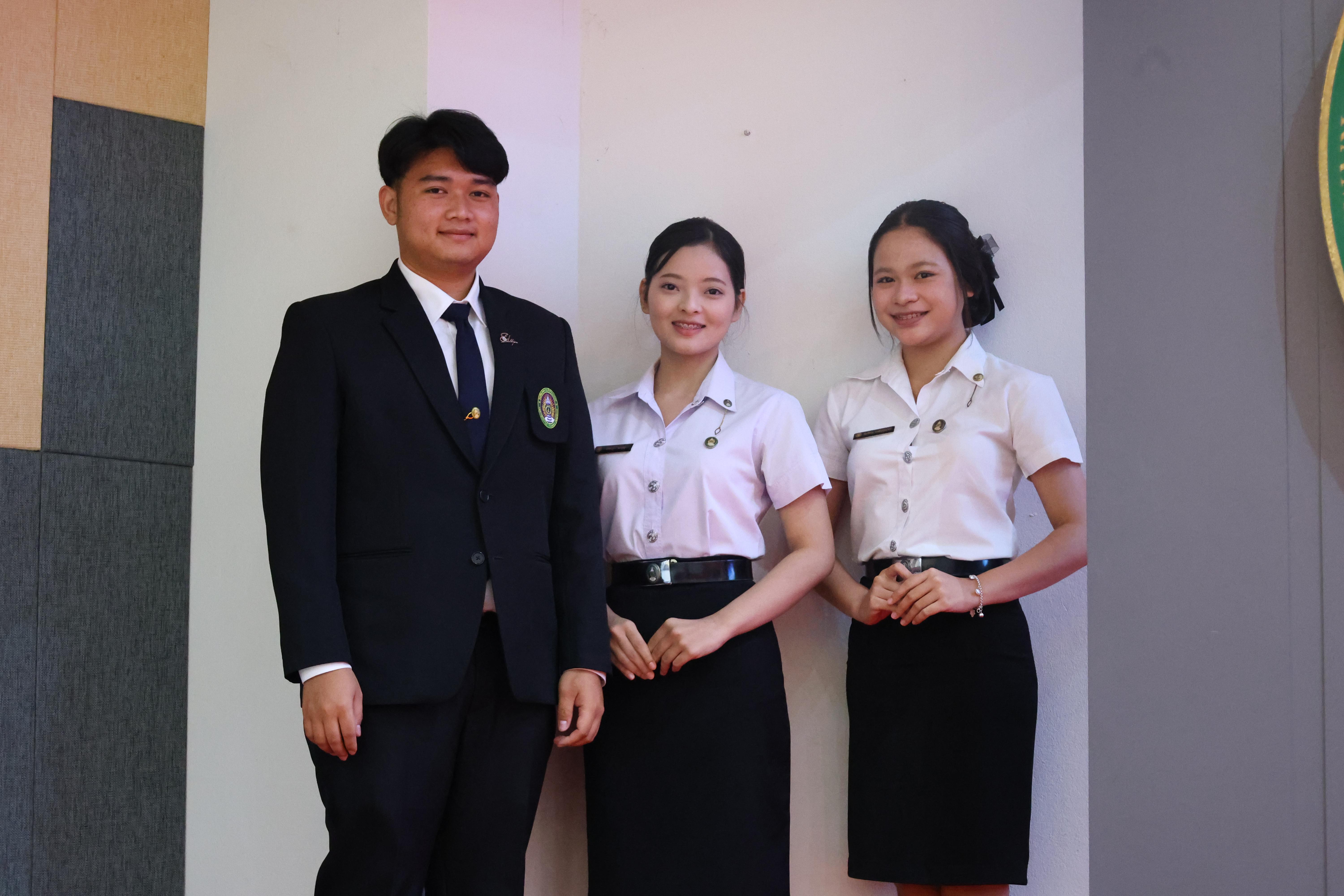 548. สัมมานาวิชาการโรงเรียนต้นแบบเชิงพื้นที่หลักสูตรเสริมสร้างคุณลักษณะ 4 ประการโดยใช้การจัดการเรียนการสอนสมรรถนะ PTRU MODEL เป็นฐานสำหรับครูเพื่อขับเคลื่อนนักเรียนให้มีความฉลาดรู้(PISA)