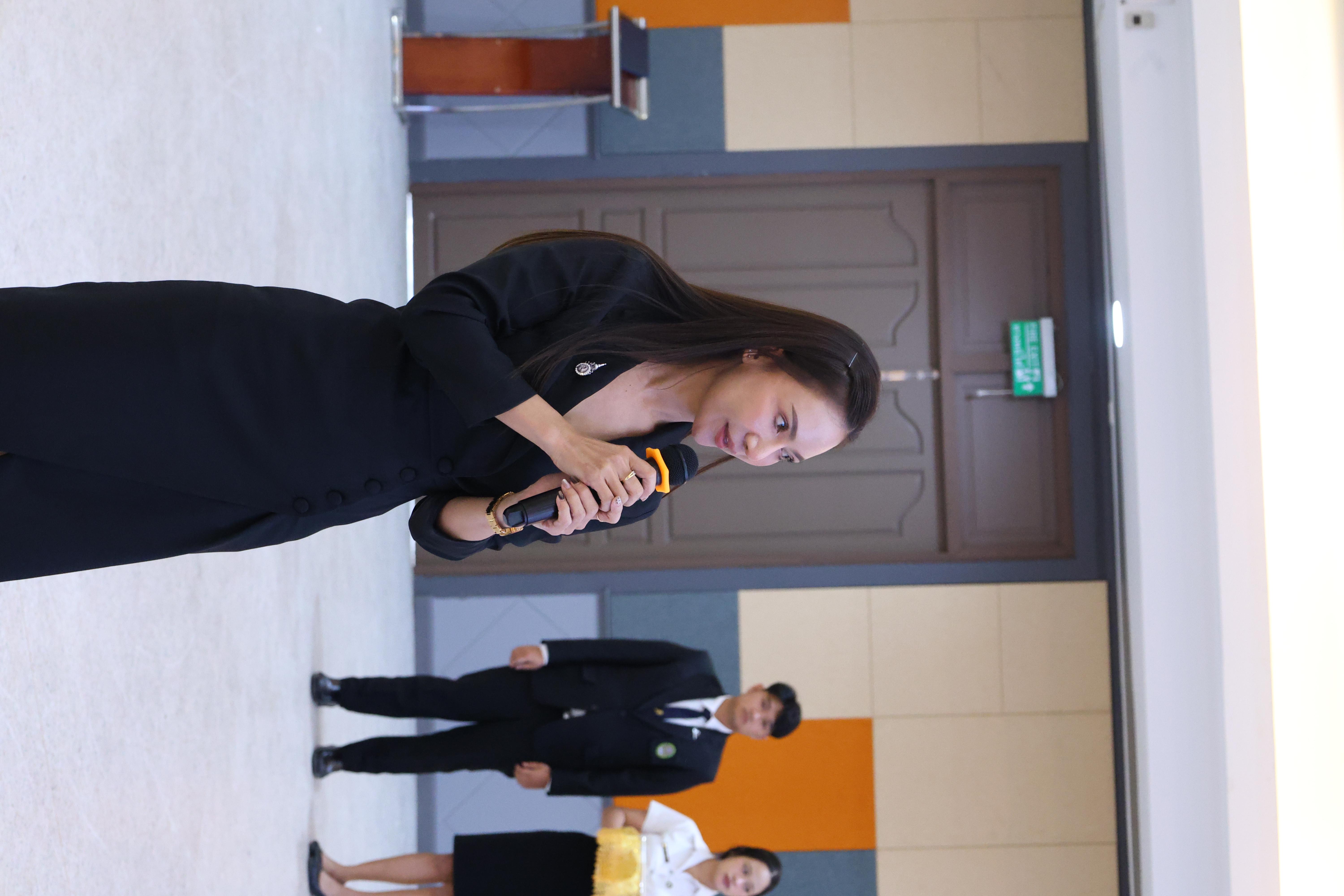595. สัมมานาวิชาการโรงเรียนต้นแบบเชิงพื้นที่หลักสูตรเสริมสร้างคุณลักษณะ 4 ประการโดยใช้การจัดการเรียนการสอนสมรรถนะ PTRU MODEL เป็นฐานสำหรับครูเพื่อขับเคลื่อนนักเรียนให้มีความฉลาดรู้(PISA)