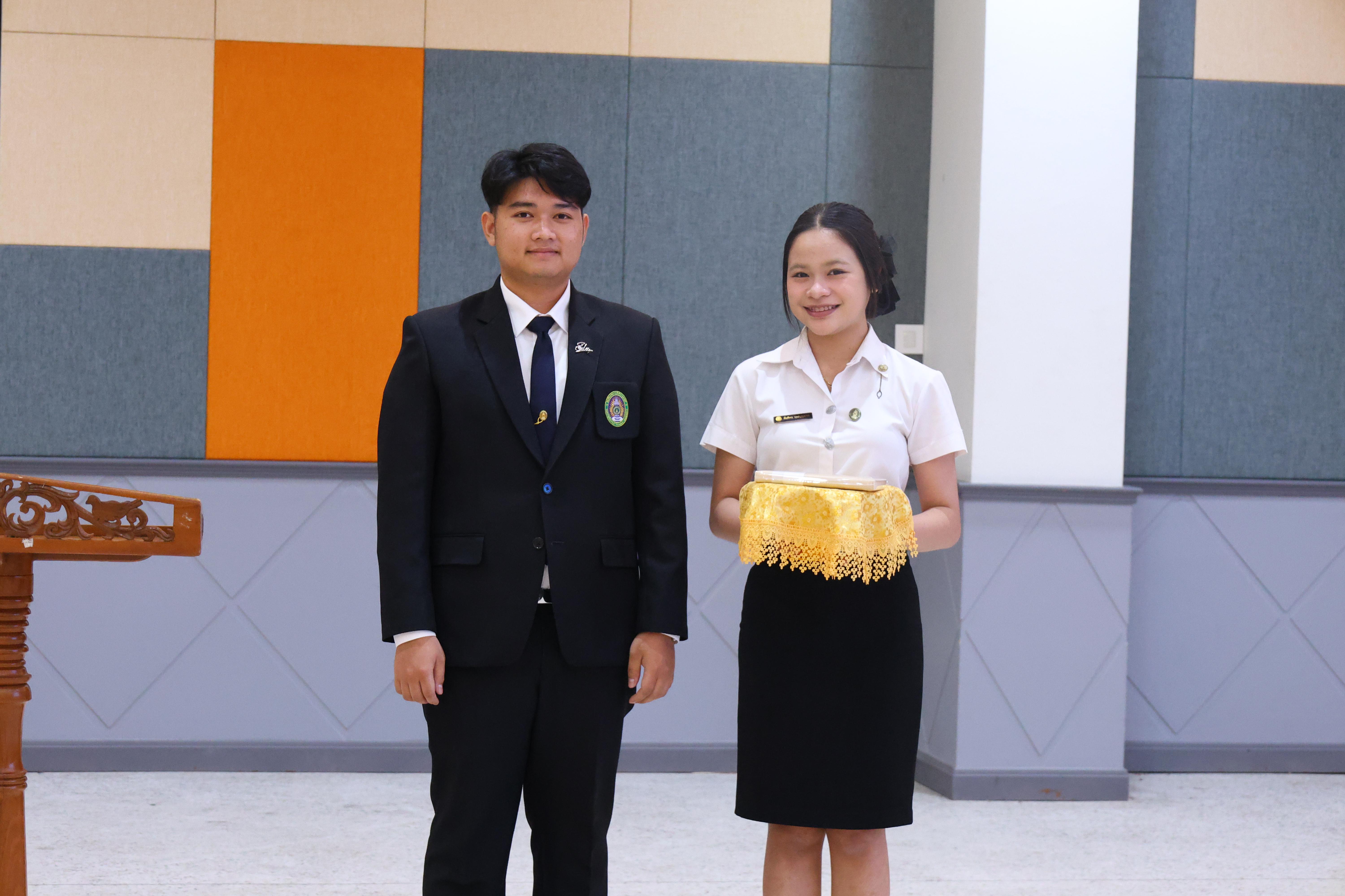599. สัมมานาวิชาการโรงเรียนต้นแบบเชิงพื้นที่หลักสูตรเสริมสร้างคุณลักษณะ 4 ประการโดยใช้การจัดการเรียนการสอนสมรรถนะ PTRU MODEL เป็นฐานสำหรับครูเพื่อขับเคลื่อนนักเรียนให้มีความฉลาดรู้(PISA)