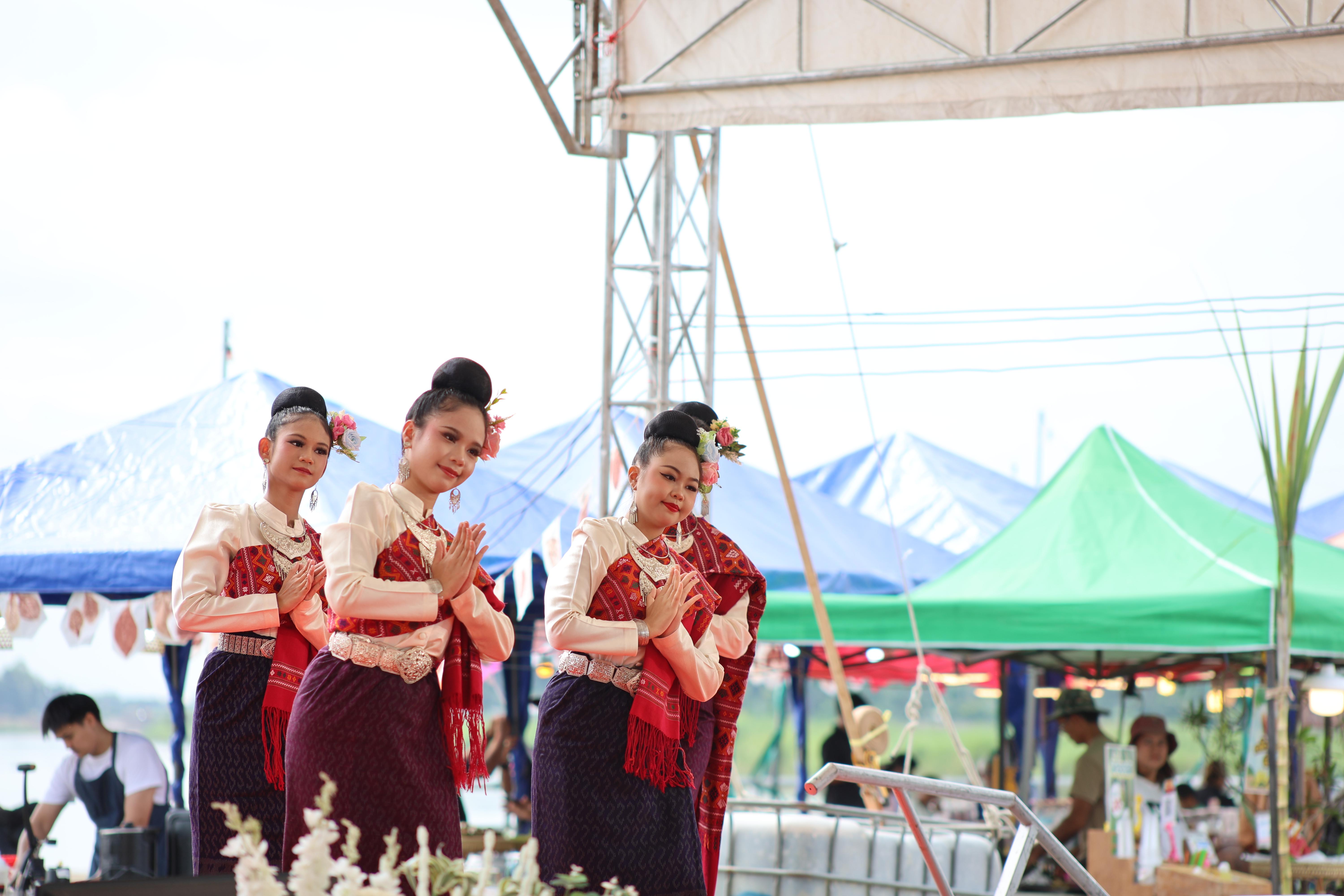 48. ที่นี่ท่าพุทรา