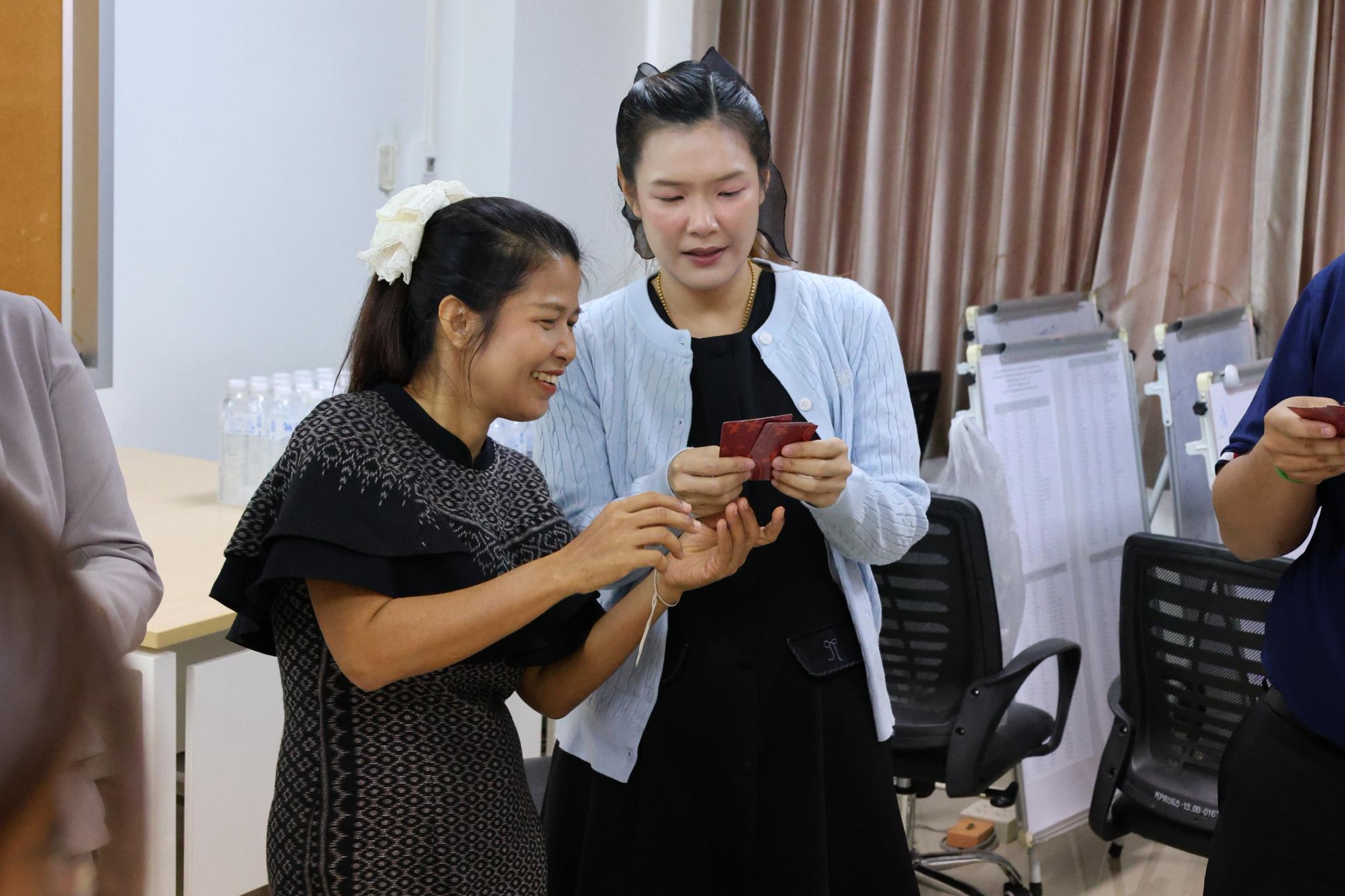 158. โครงการการผลิตสื่อการสอนด้วยนวัตกรรม AI ของครูเพื่อส่งเสริมความคิดสร้างสรรค์สำหรับผู้เรียนในยุคดิจิทัลตามบริบทของโรงเรียน ภายใต้โครงการพัฒนาคุณภาพการศึกษาและการพัฒนาท้องถิ่นโดยมีสถาบันอุดมศึกษาเป็นพี่เลี้ยงเครือข่ายเพื่อการพัฒนาอุดมศึกษา